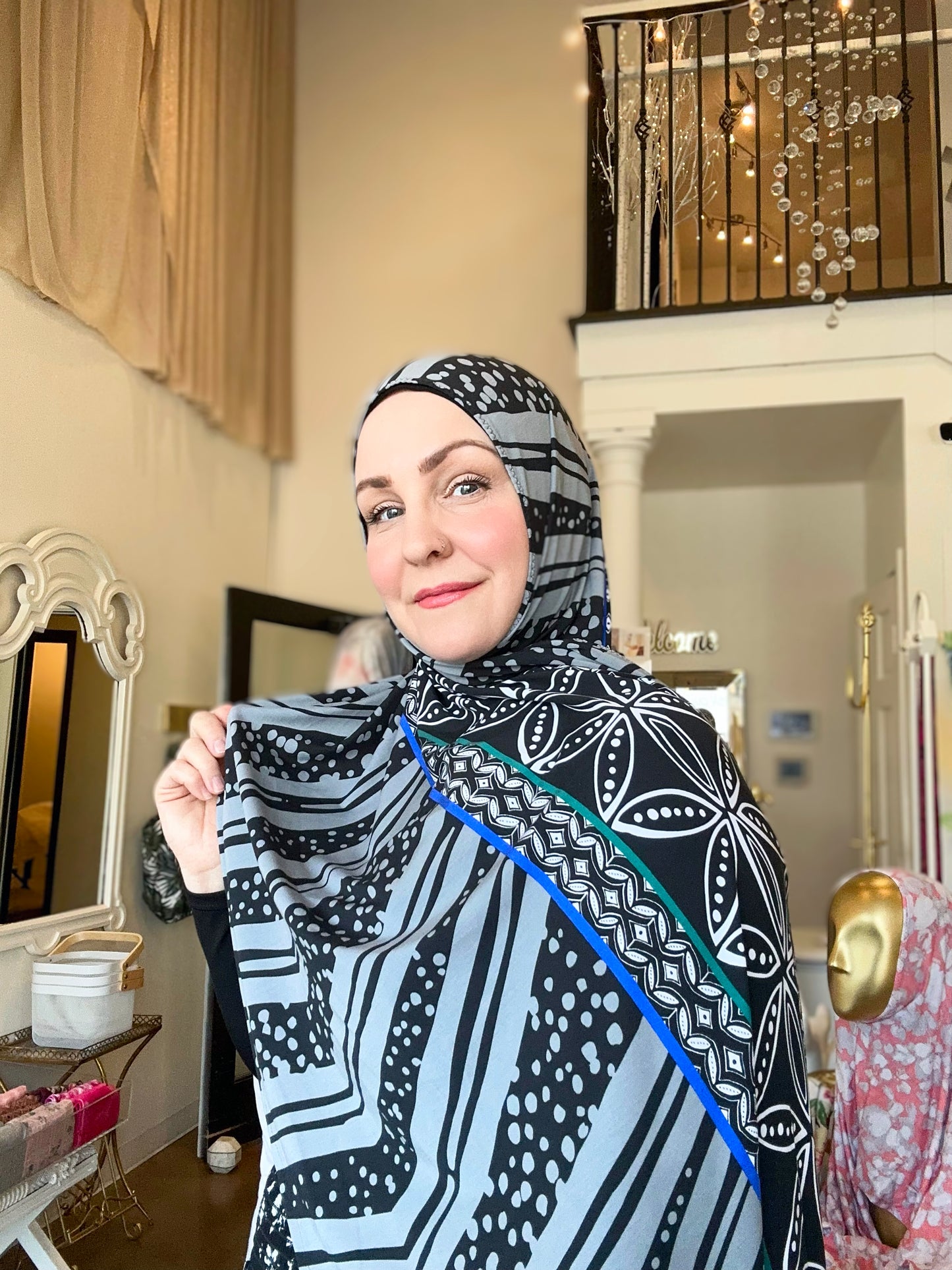 Printed Jersey Hijab: Tausala Island Beauty