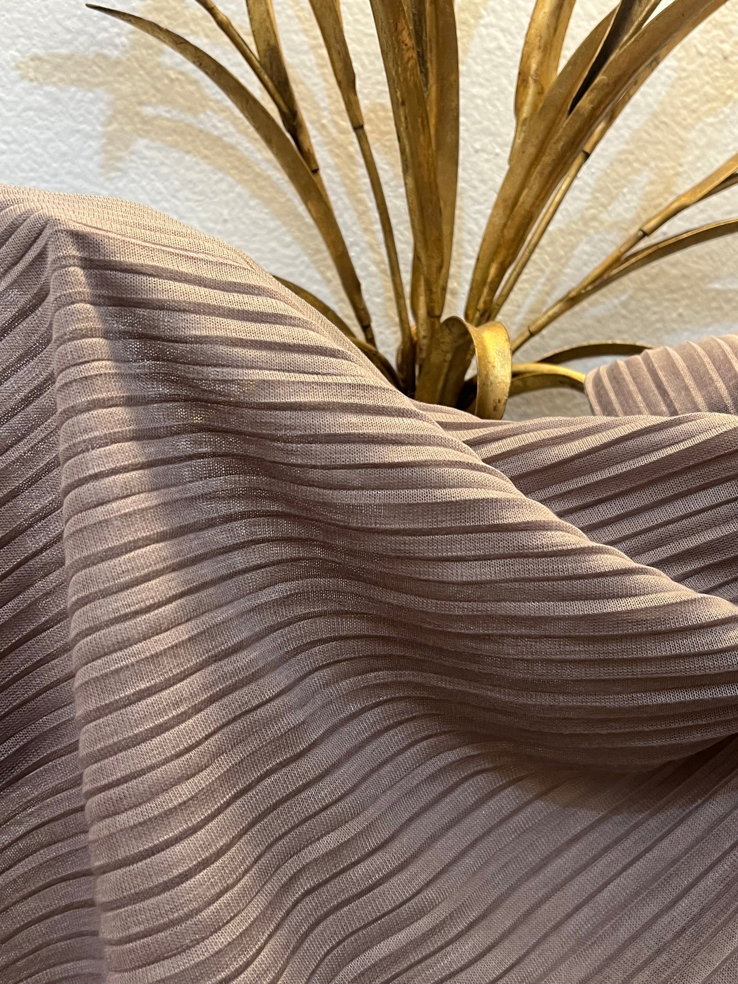 Pleated Jersey Hijab: Sandlewood