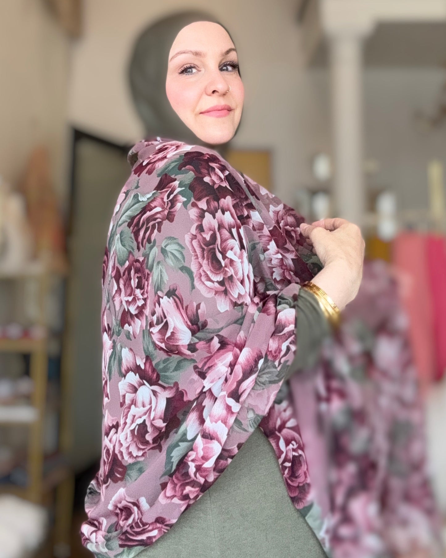 Chiffon Hijab: Rosewood Bloom