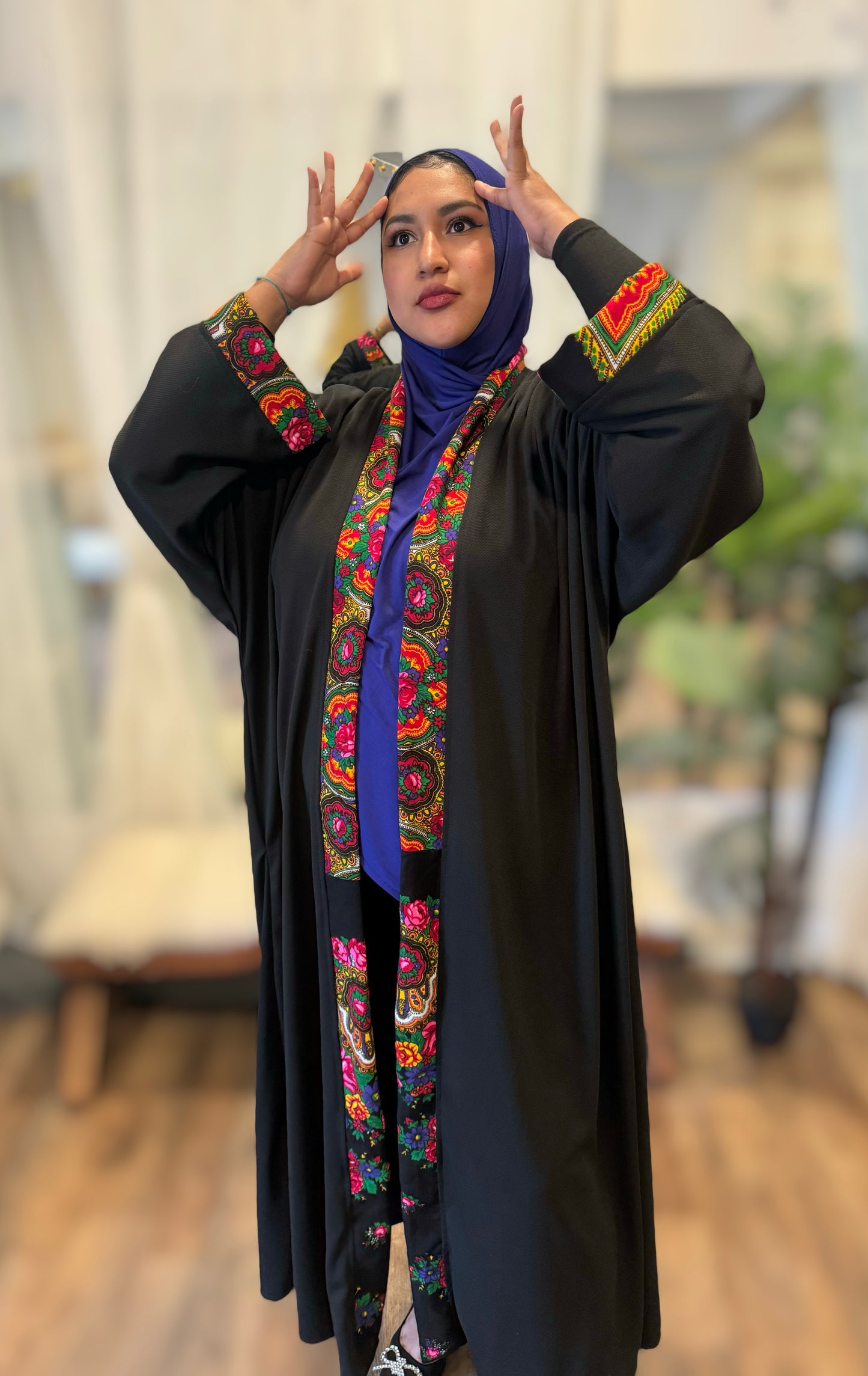 Guadalupe Abaya - Abuela Floral