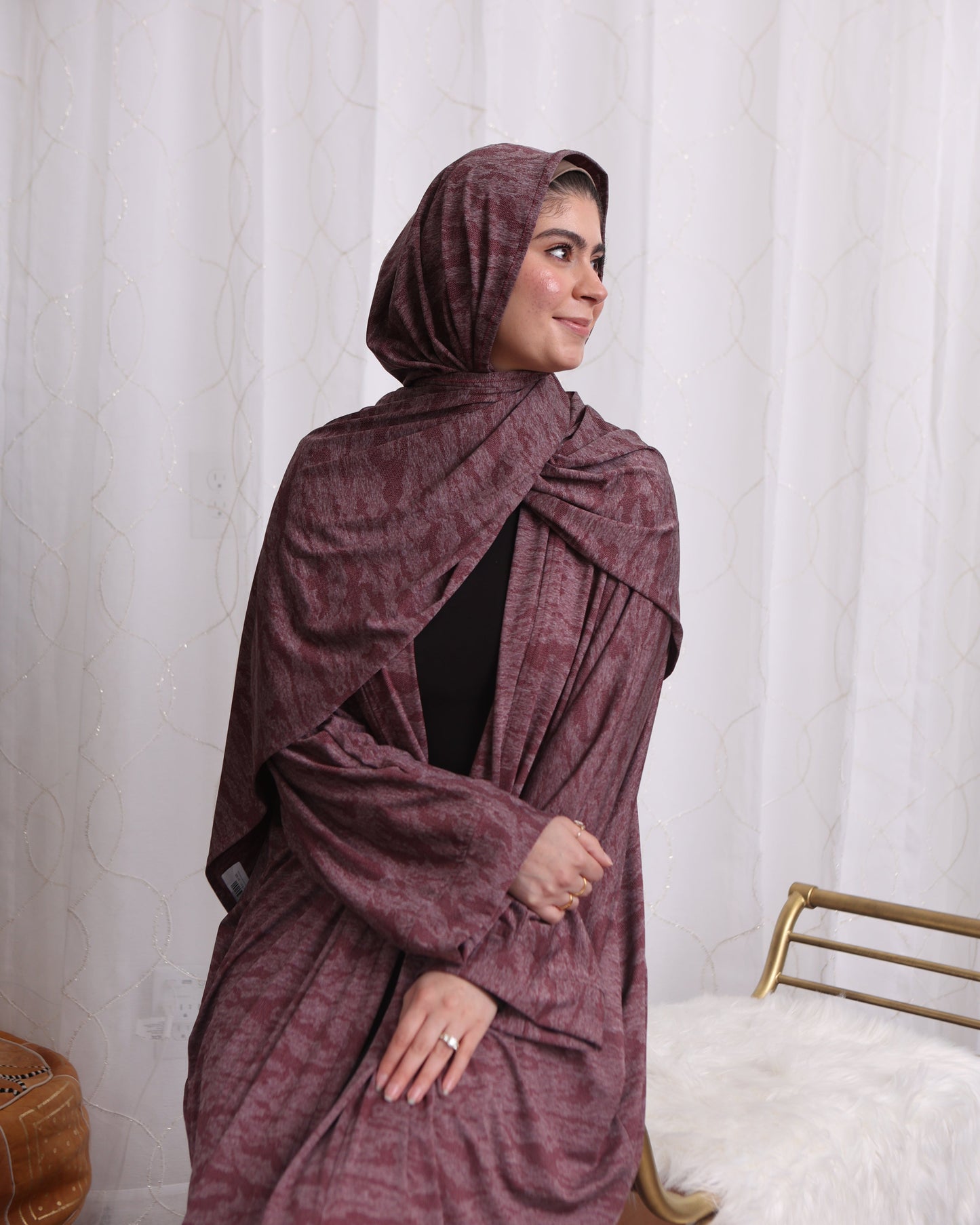 Nour Oversized Abaya - Burgundy Lace Performance