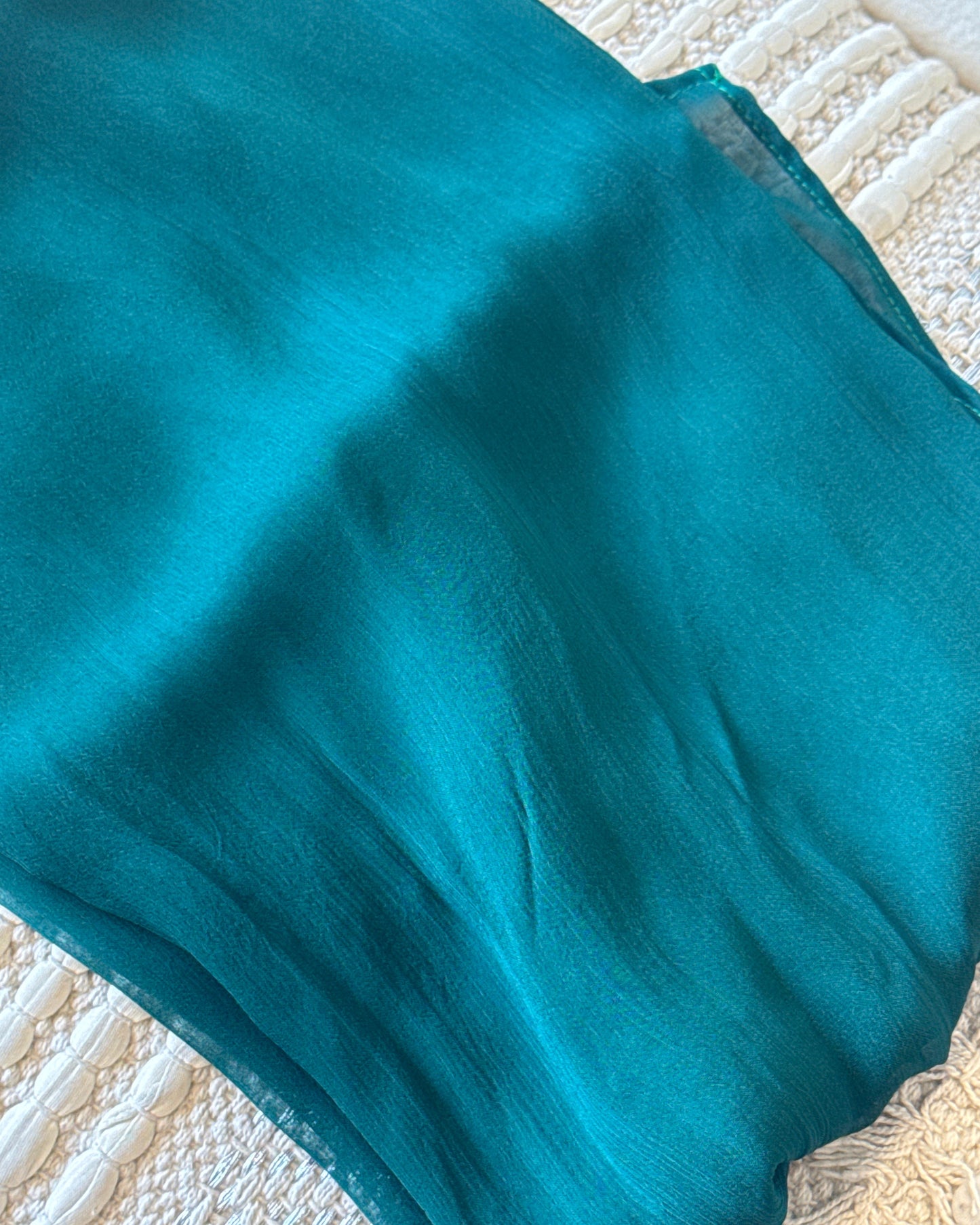 Extra Wide Crinkle Chiffon Hijab: Dark Green