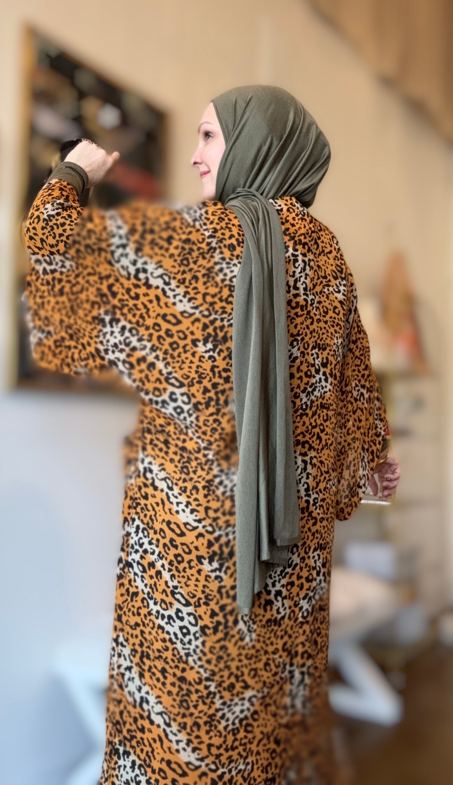 Signature MC Kimono: Flirtatious Feline