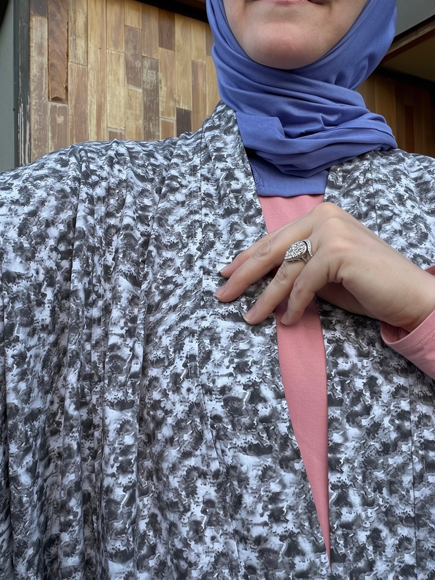 Pocket Anorak Abaya - River Rock