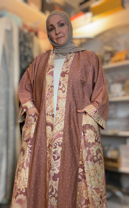 Upcycled Pocket Anorak Abaya โ Henna Garden Ornate