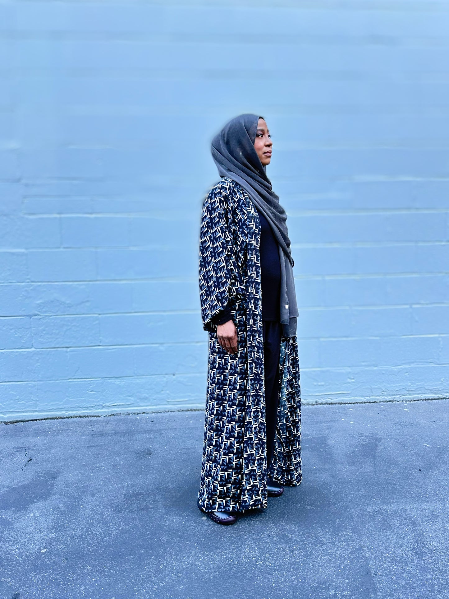 Signature MC Kimono: Geometric Black