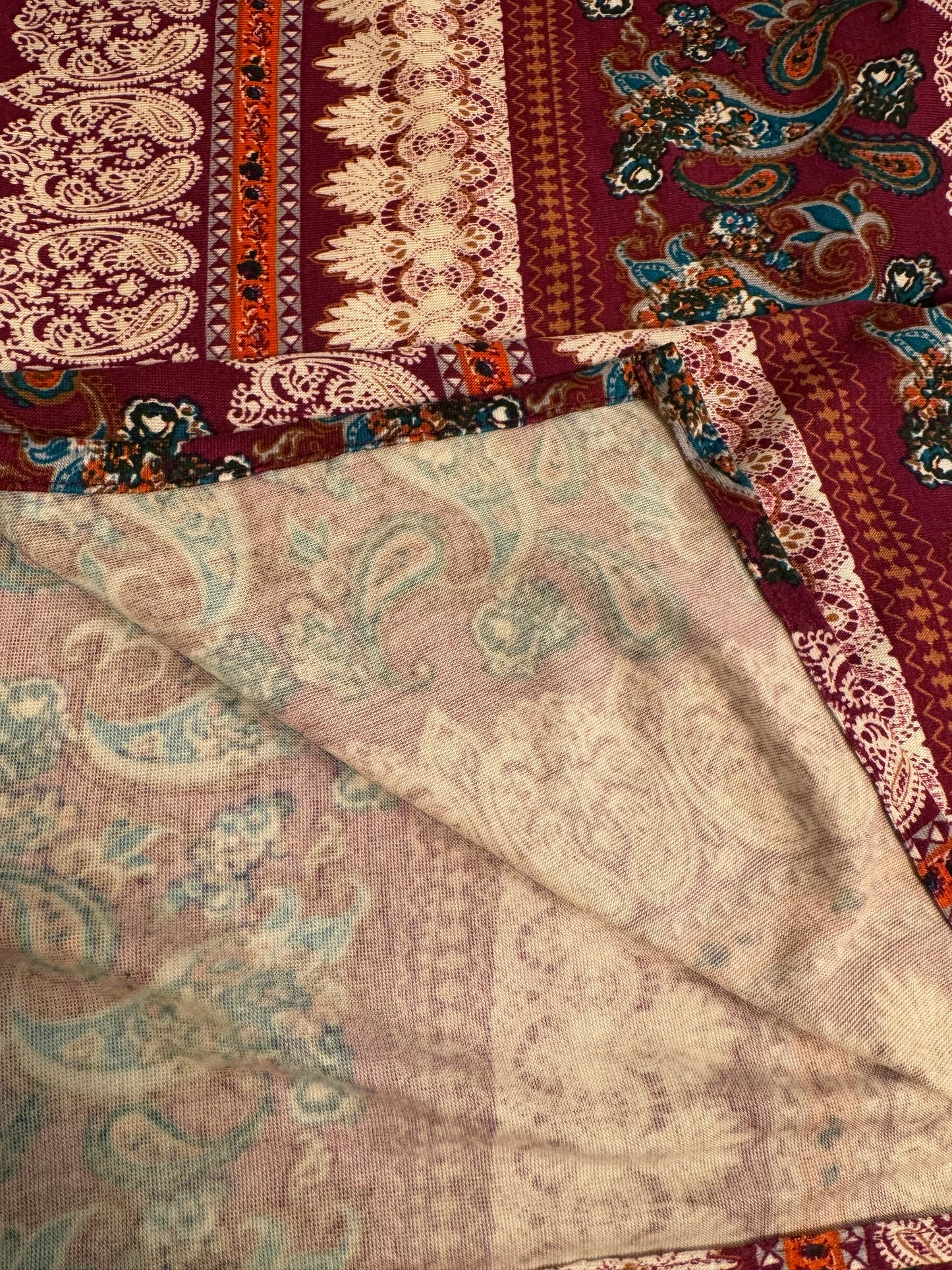 Printed Jersey Hijab: Andalusian Paisley