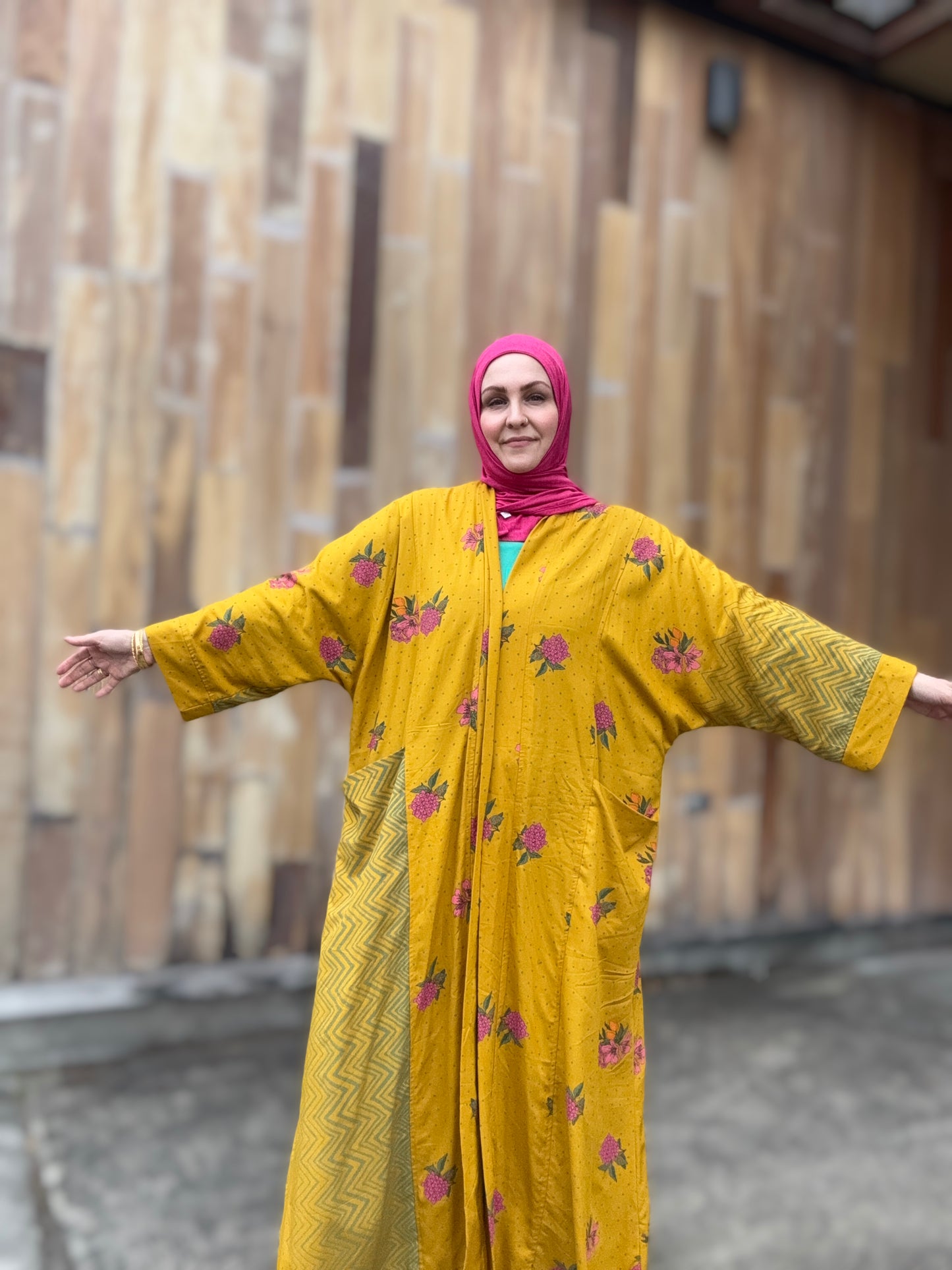 Pocket Anorak Abaya - Golden Hibiscus Bloom