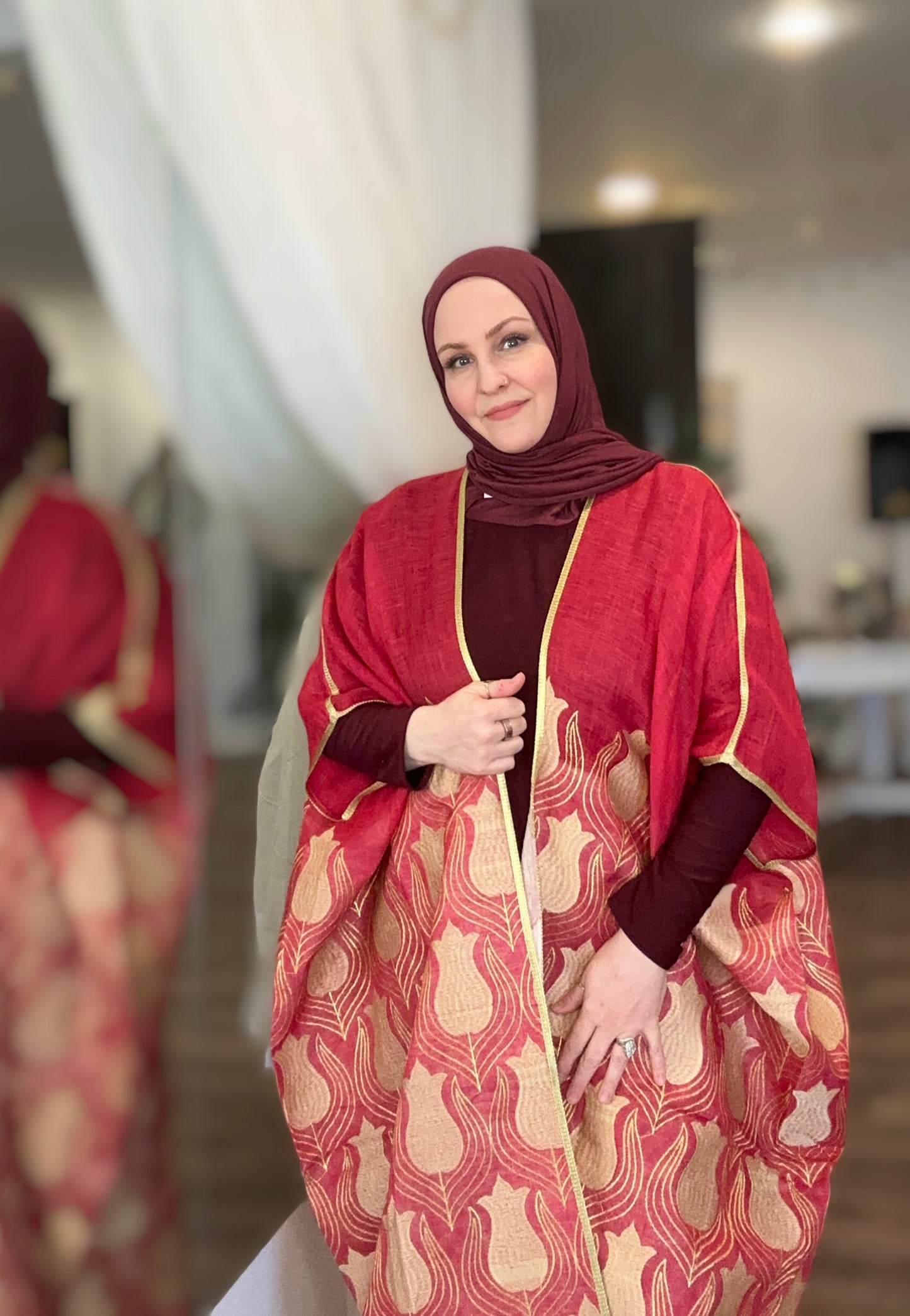 Arabi Embroidered Bisht