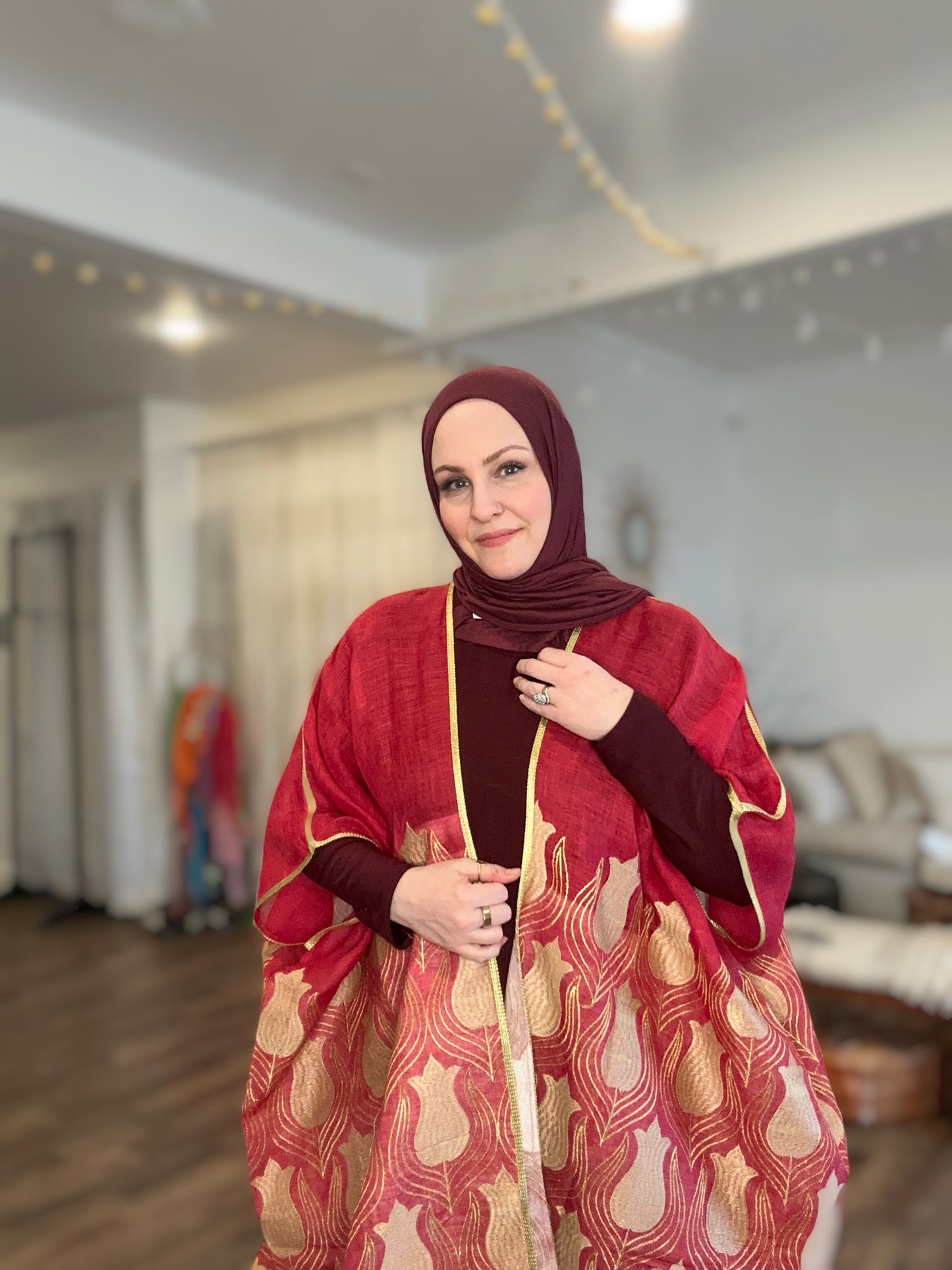 Arabi Embroidered Bisht