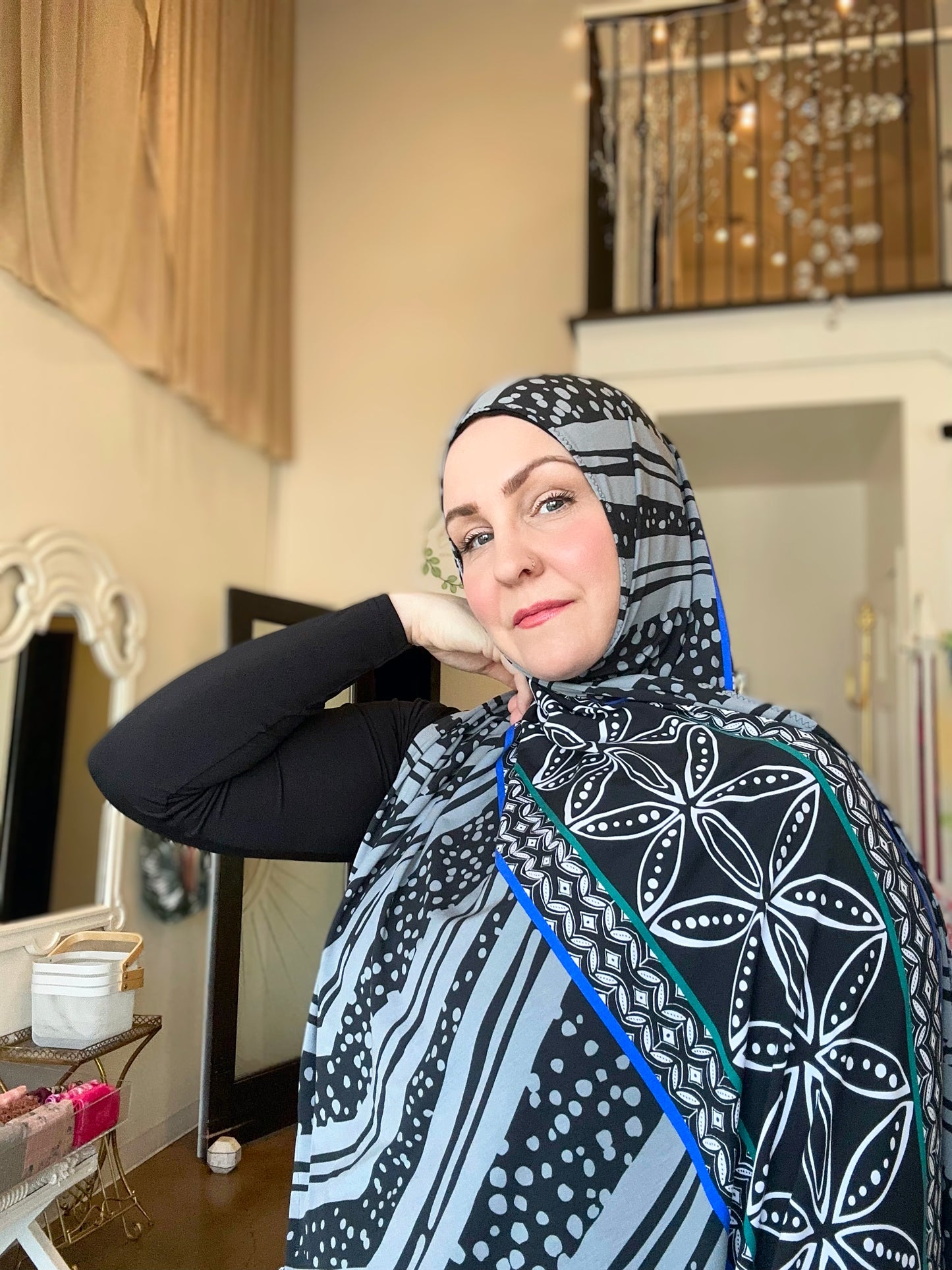 Printed Jersey Hijab: Tausala Island Beauty