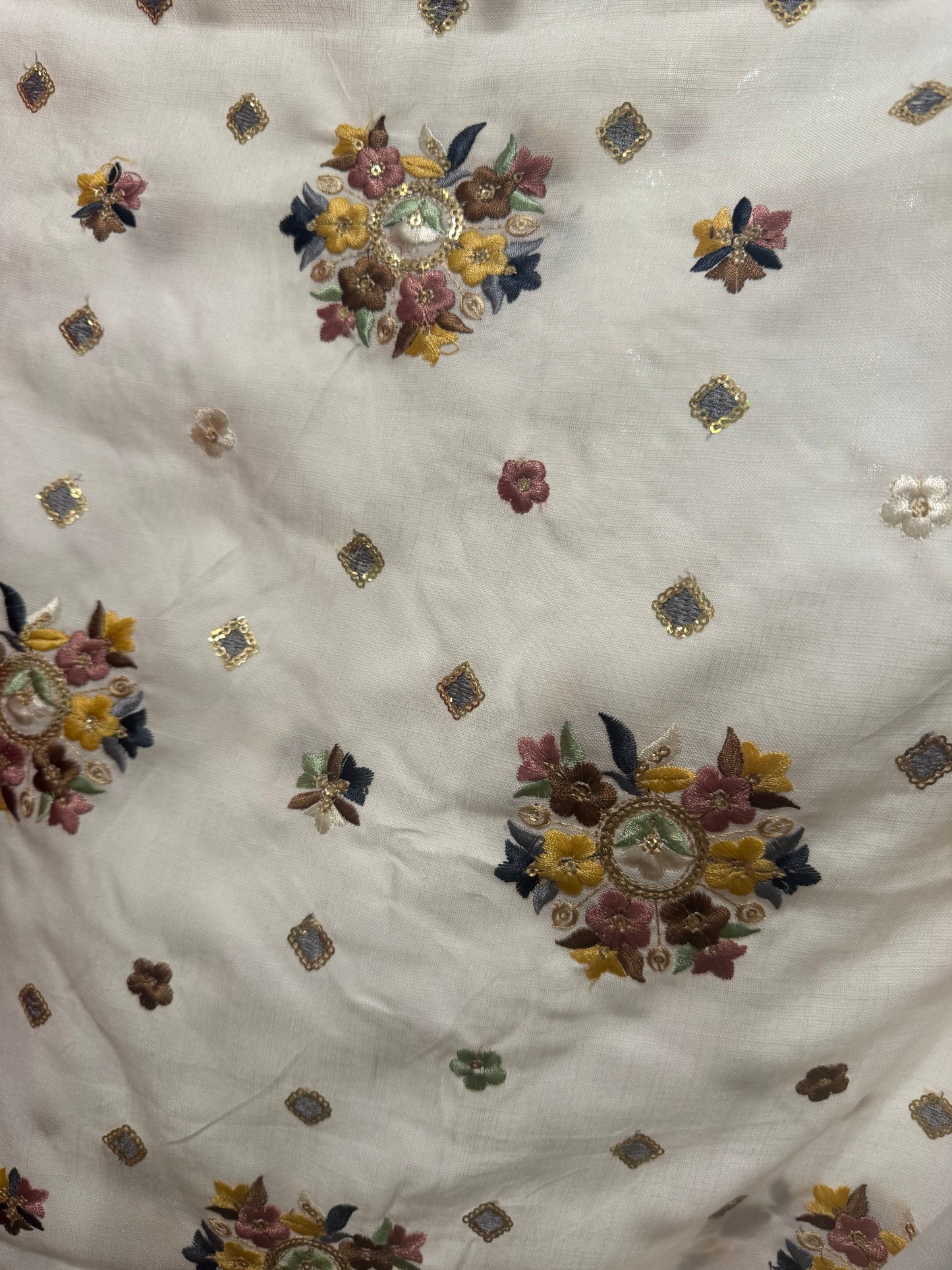 Arabi Embroidered Bisht