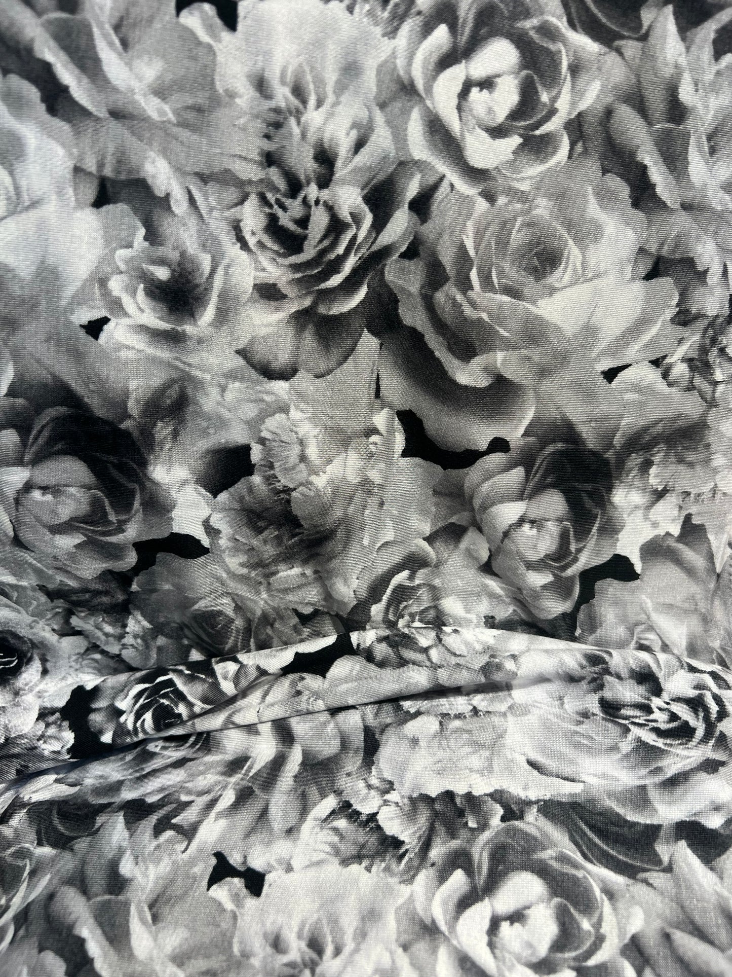 Printed Jersey Hijab: Vixen Cold Roses