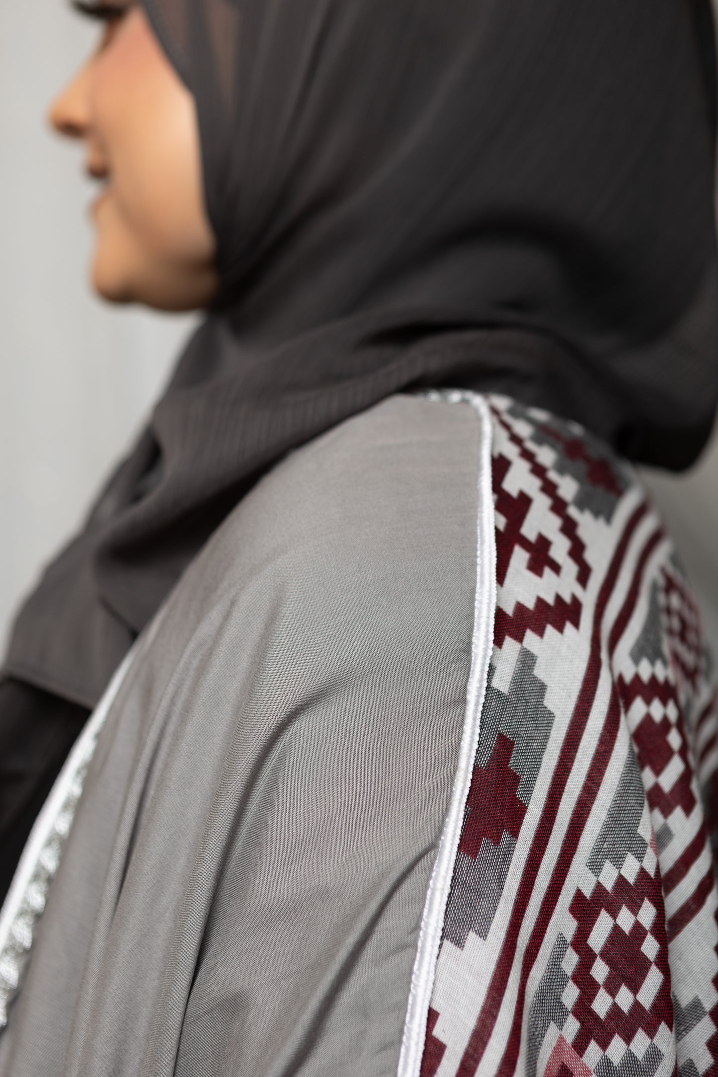 MC Woven Bisht: Medina Mauve