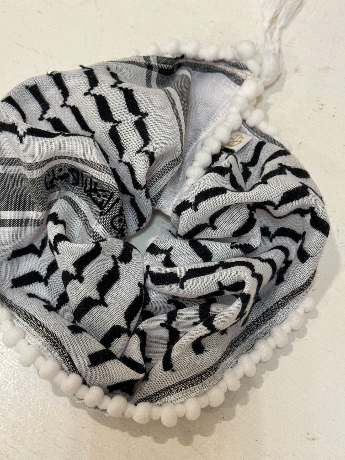 JUMBO Scrunchie - Kuffiya White