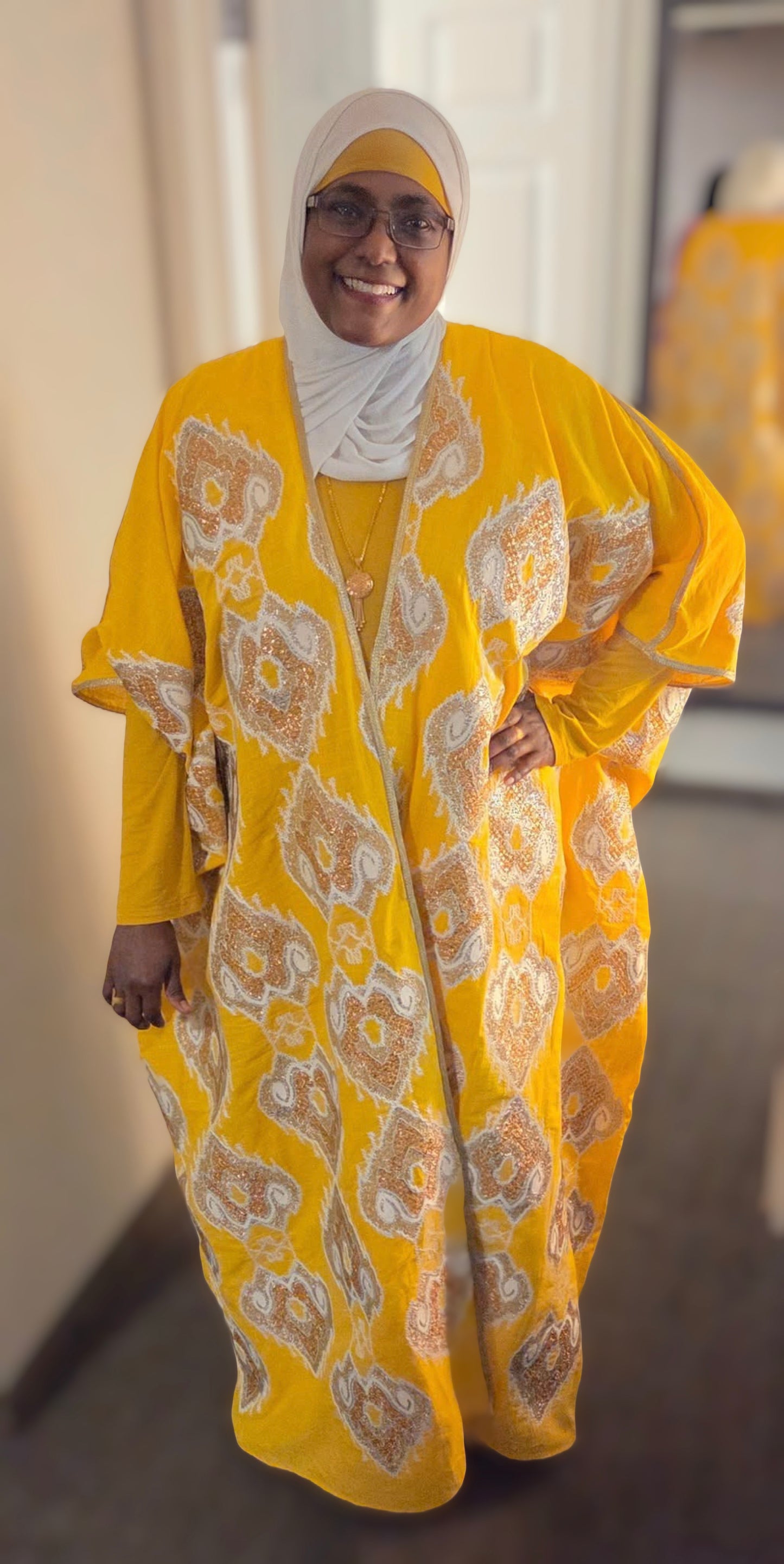 Arabi Embroidered Bisht