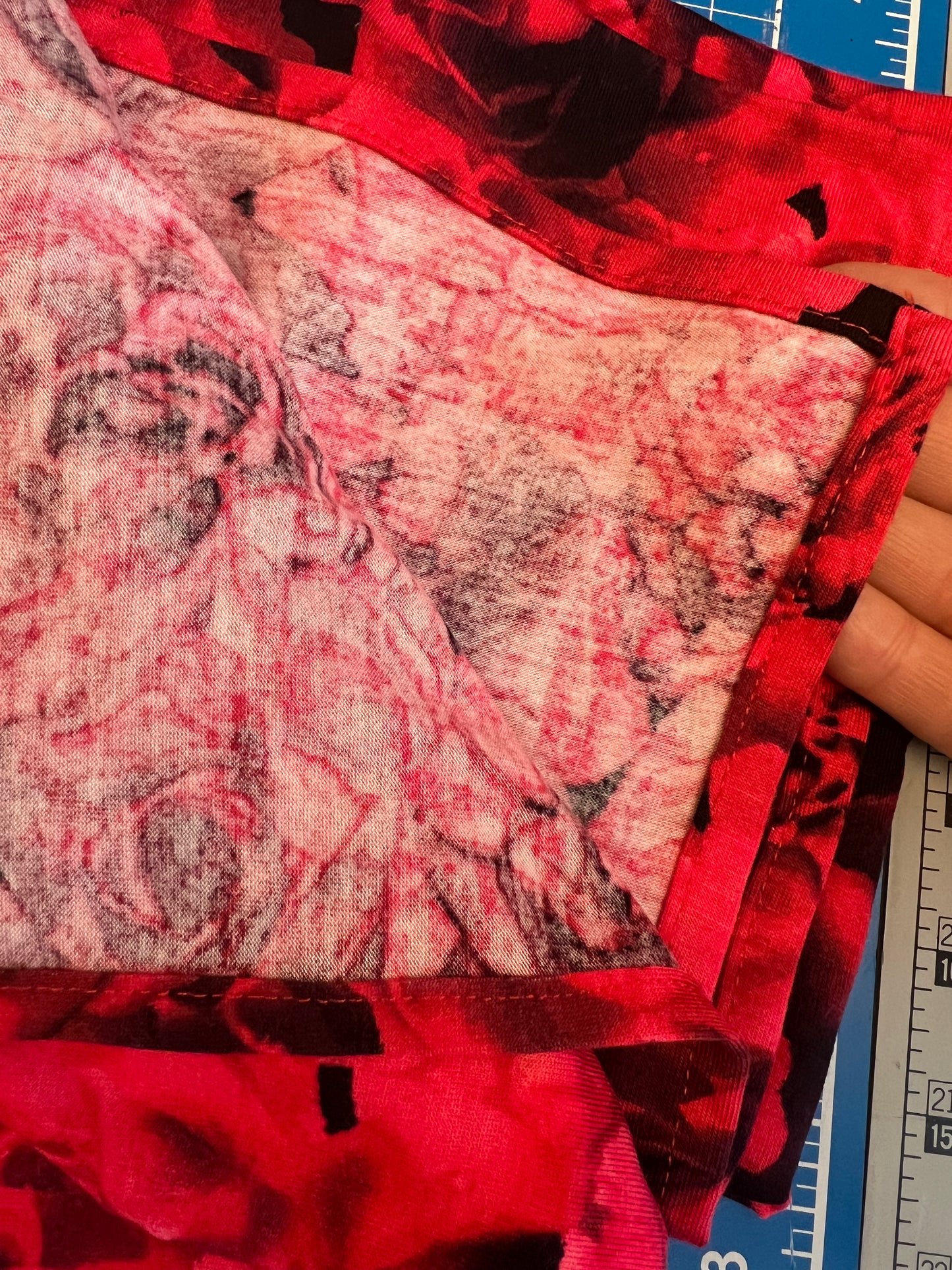 Printed Jersey Hijab: Vixen Prickly Roses