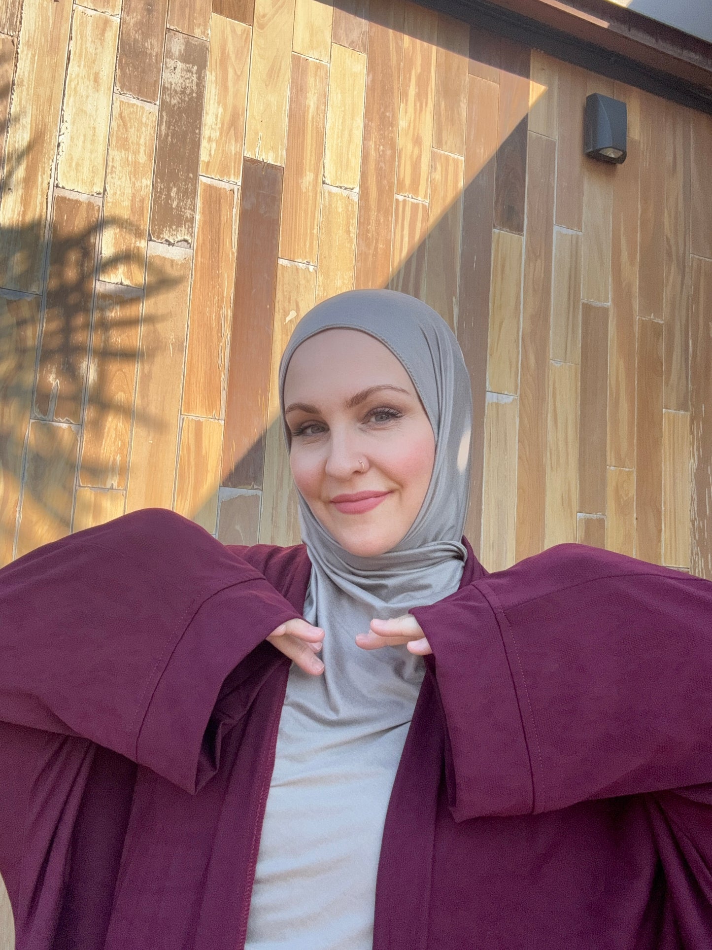 Nour Oversized Abaya - Burgundy Vino