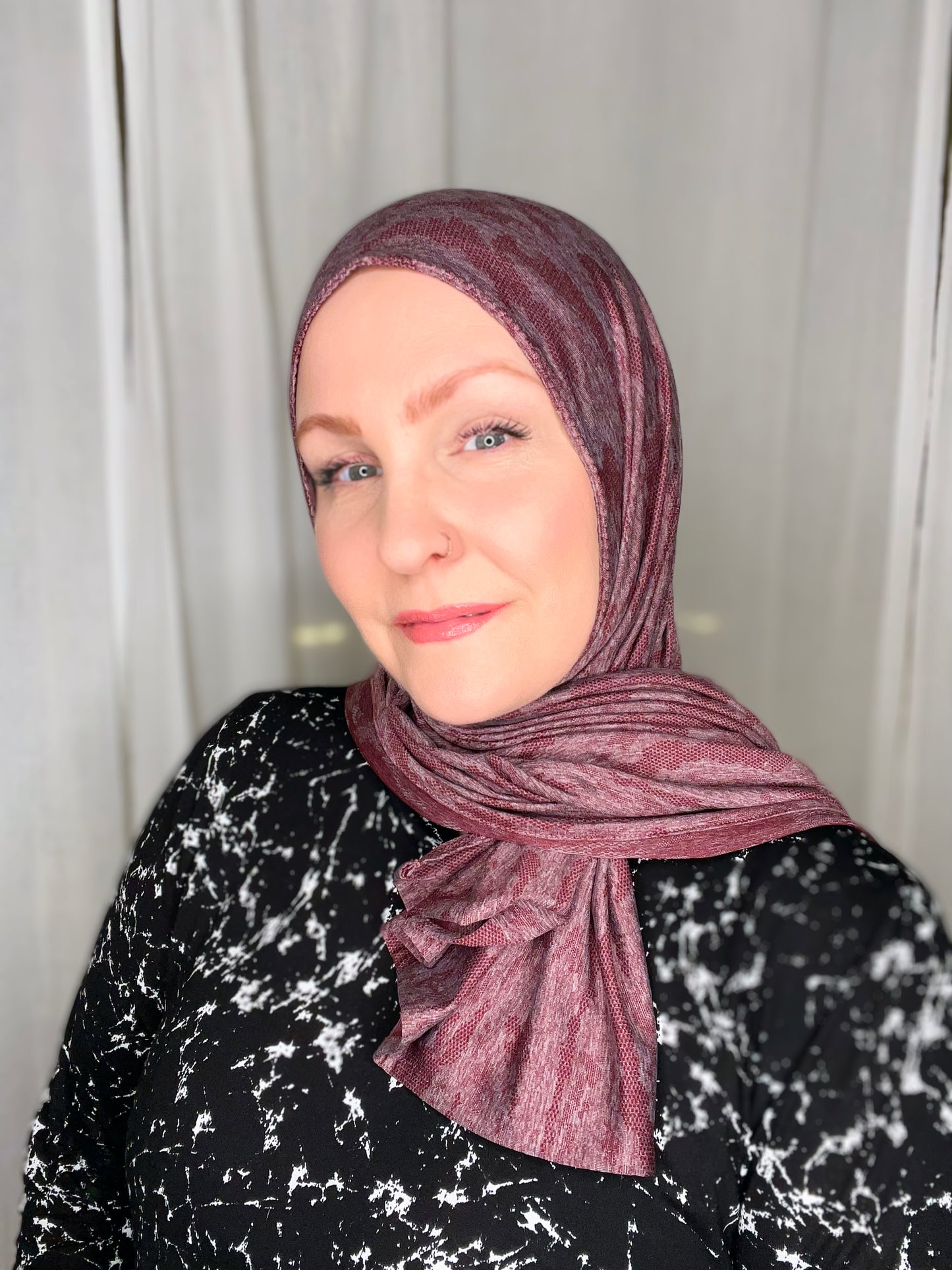 Performance Burnout Jersey Hijab: Burgundy Lace