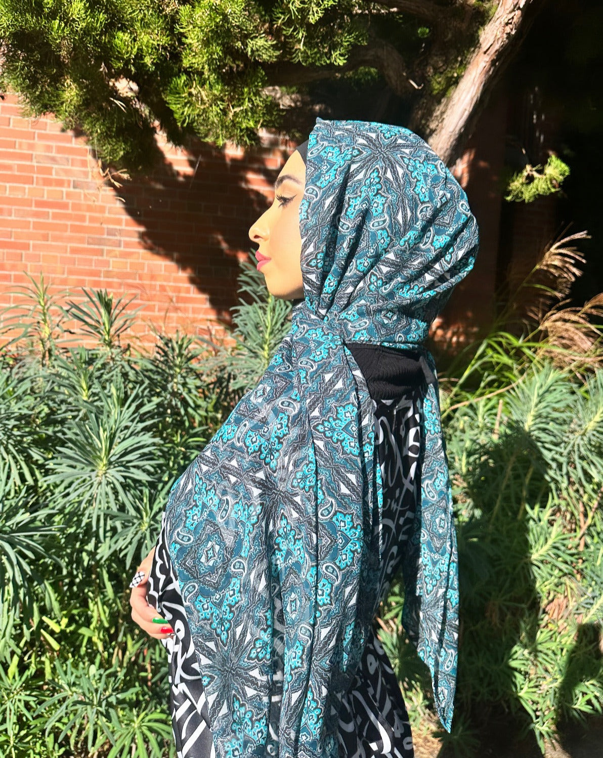 Chiffon Hijab: Mediterranean Ocean Paisley