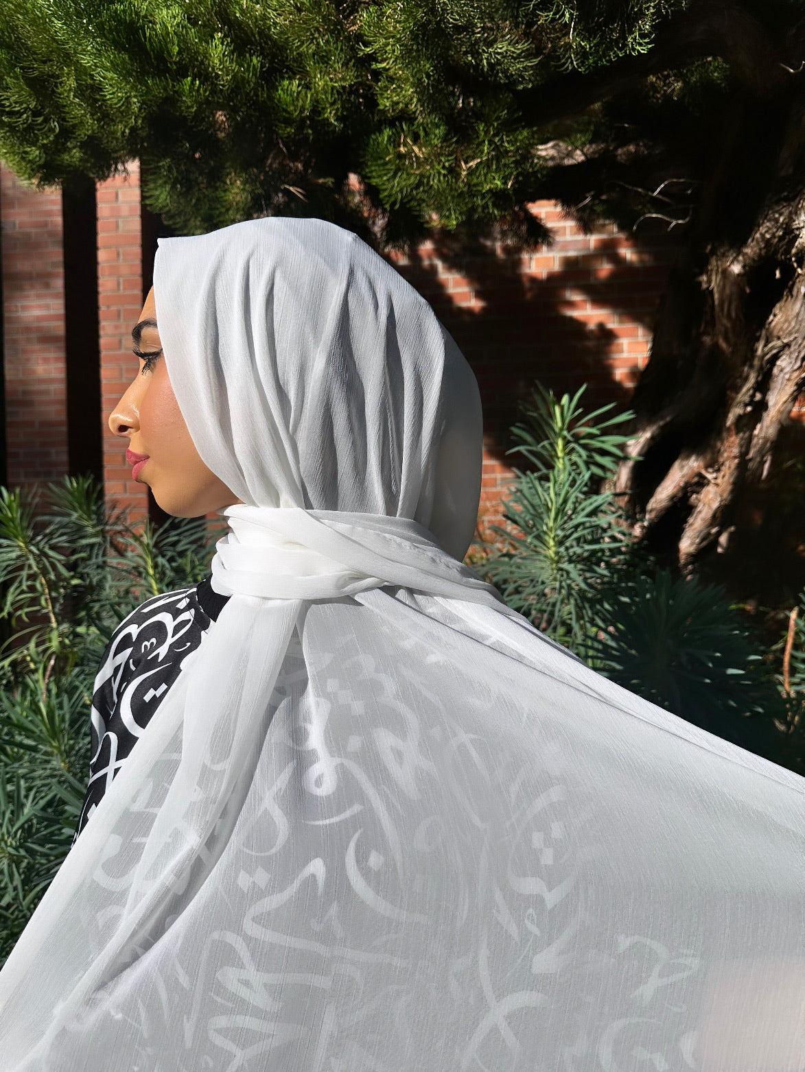 Crinkle Chiffon Hijab: Alabaster
