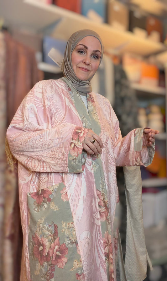 Upcycled Pocket Anorak Abaya โ Grand Medallion & Roses