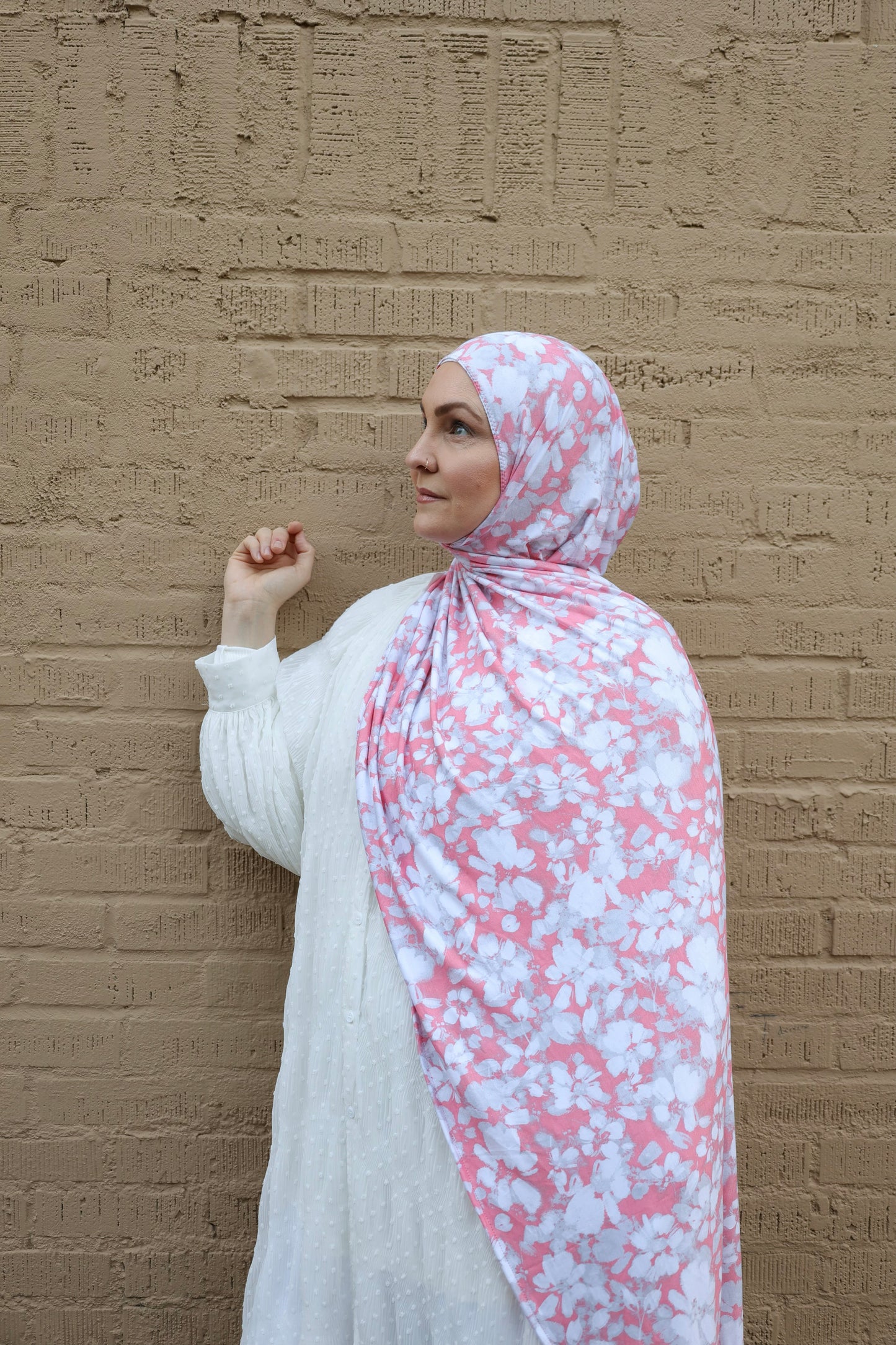 Printed Jersey Hijab: Summer Roses