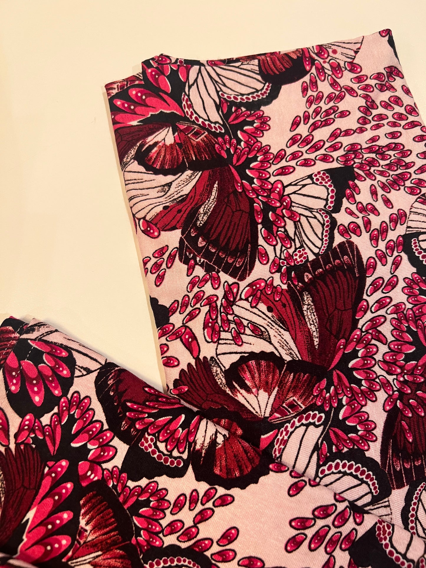 Printed Jersey Hijab: Pomegranates and Papillons