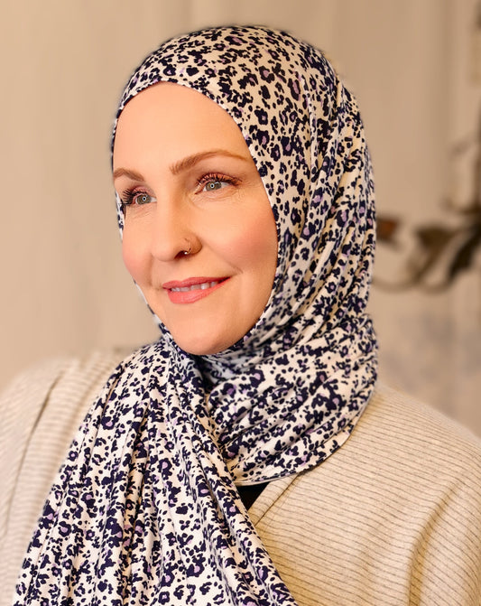 Printed Jersey Hijab: Playful Leopard