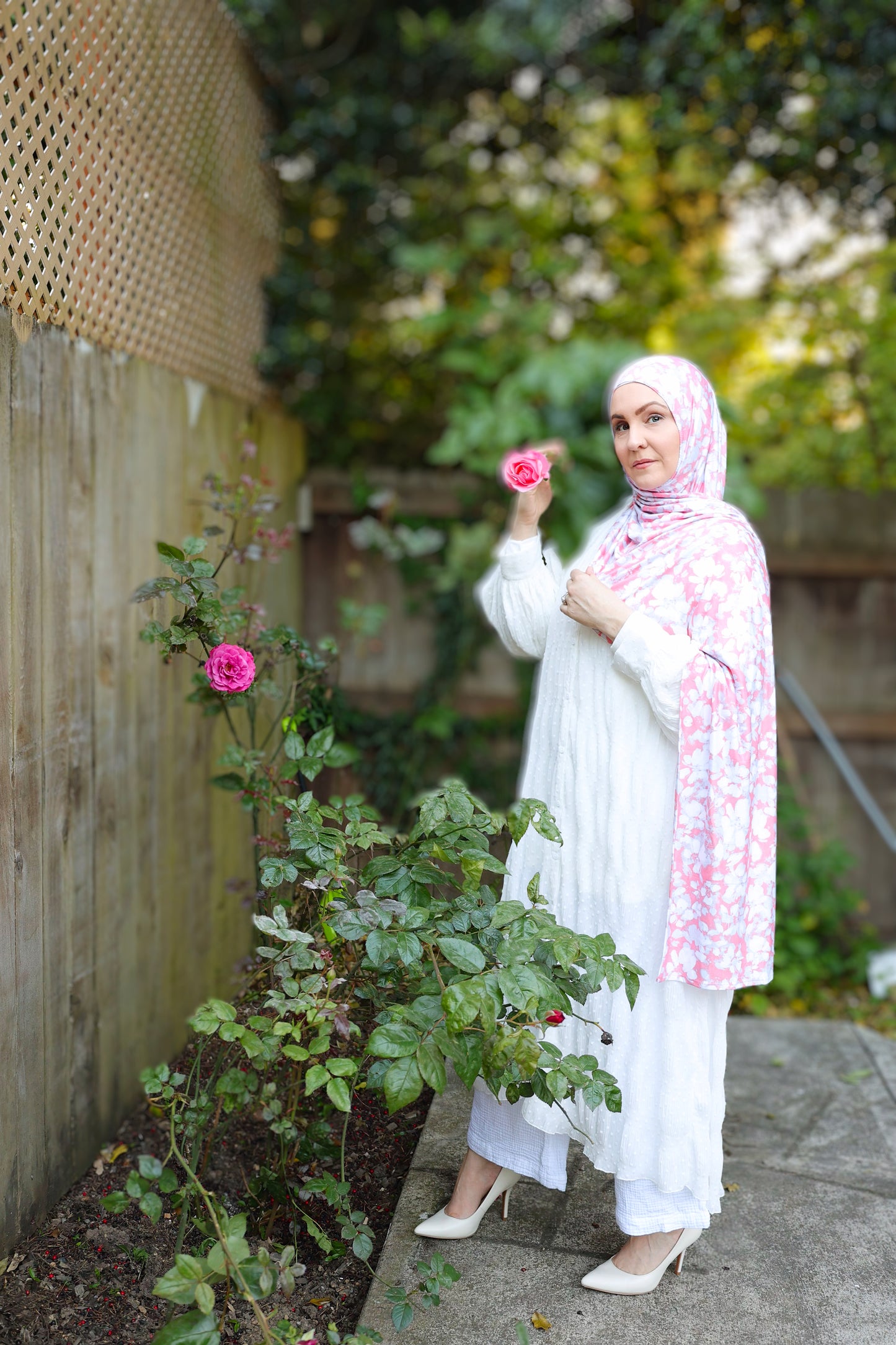 Printed Jersey Hijab: Summer Roses