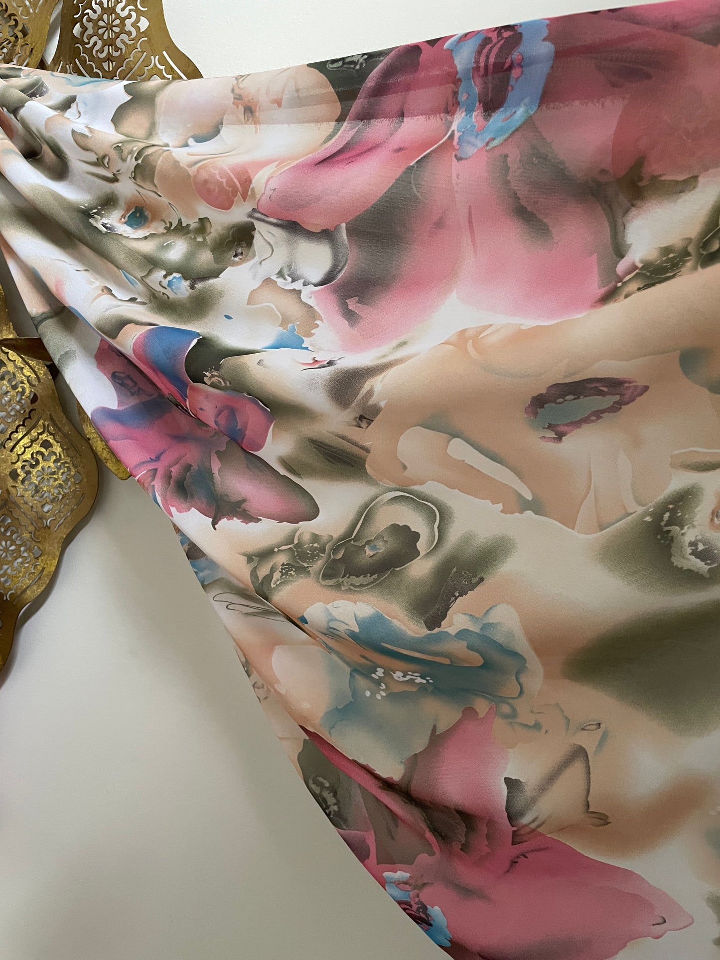 Chiffon Hijab: Hibiscus Watercolor