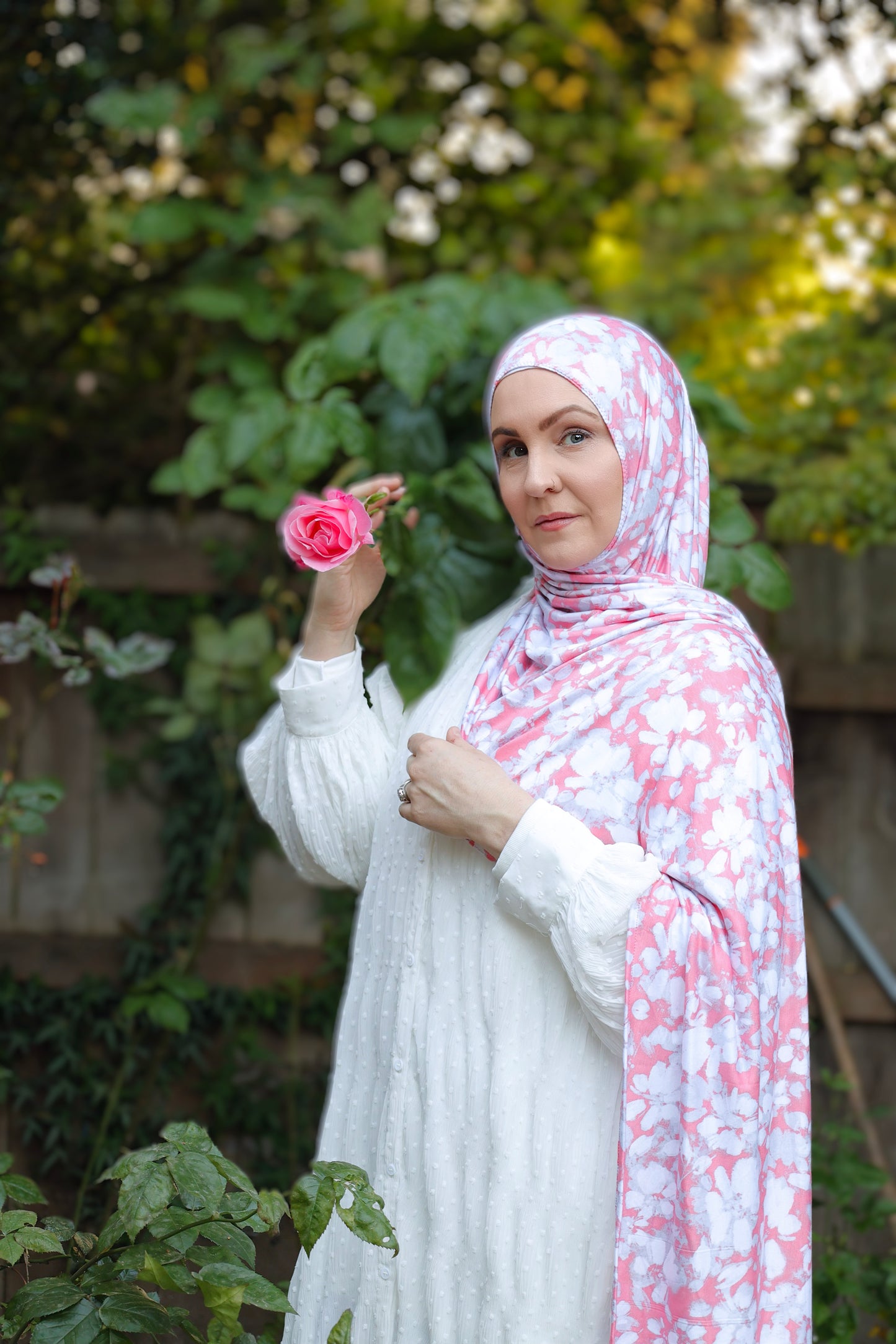 Printed Jersey Hijab: Summer Roses