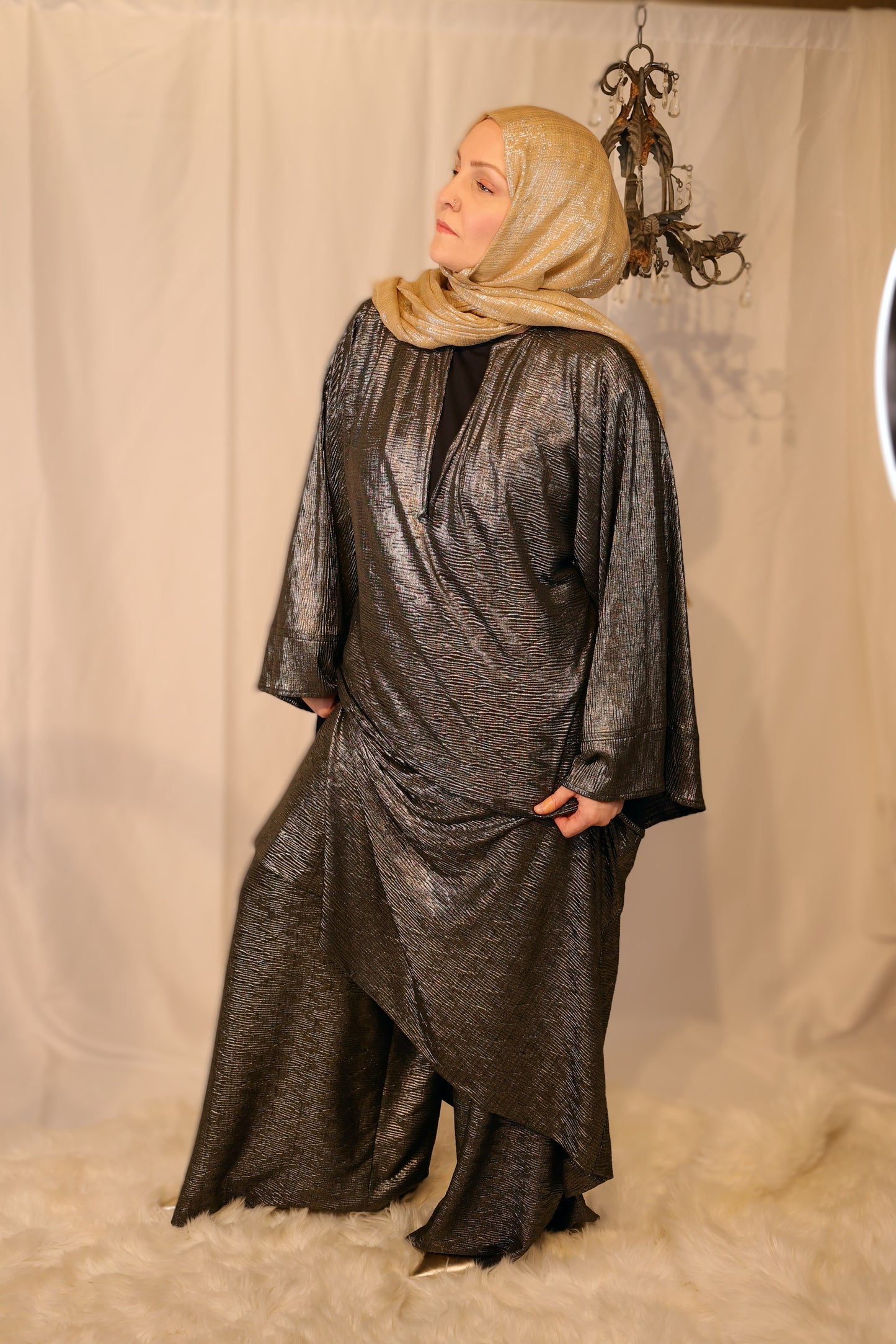 Metallic Plisse 70's Goth Abaya: Black Gold