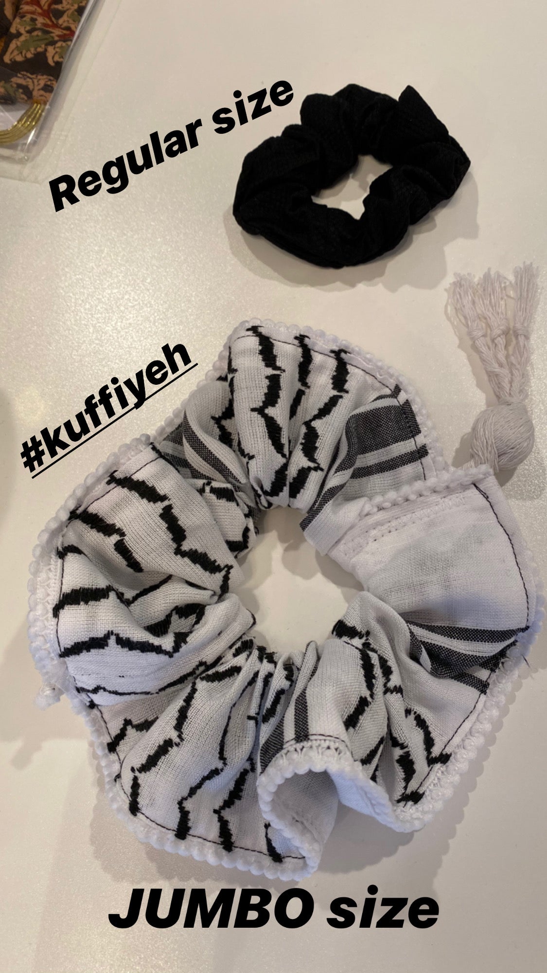 JUMBO Scrunchie - Kuffiya White