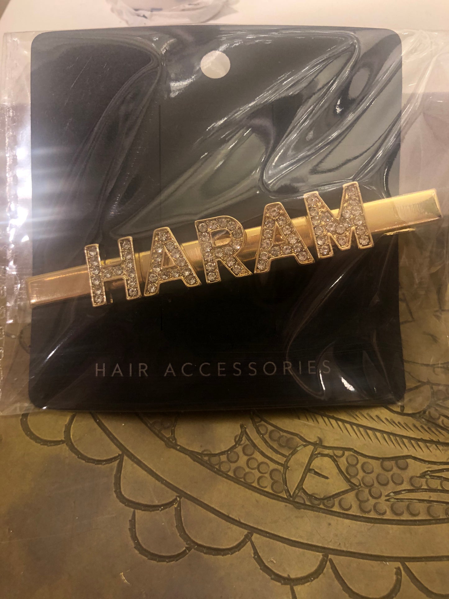 Hijab + Hair Clip - "Arabic"