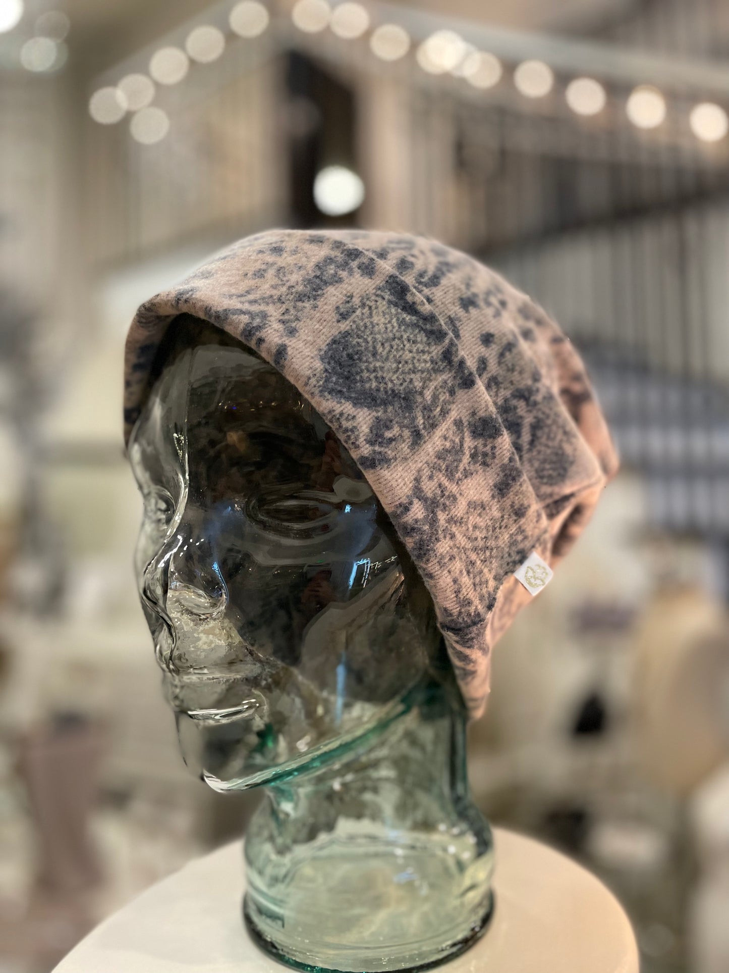 The Zahra Beanie: Serpentine
