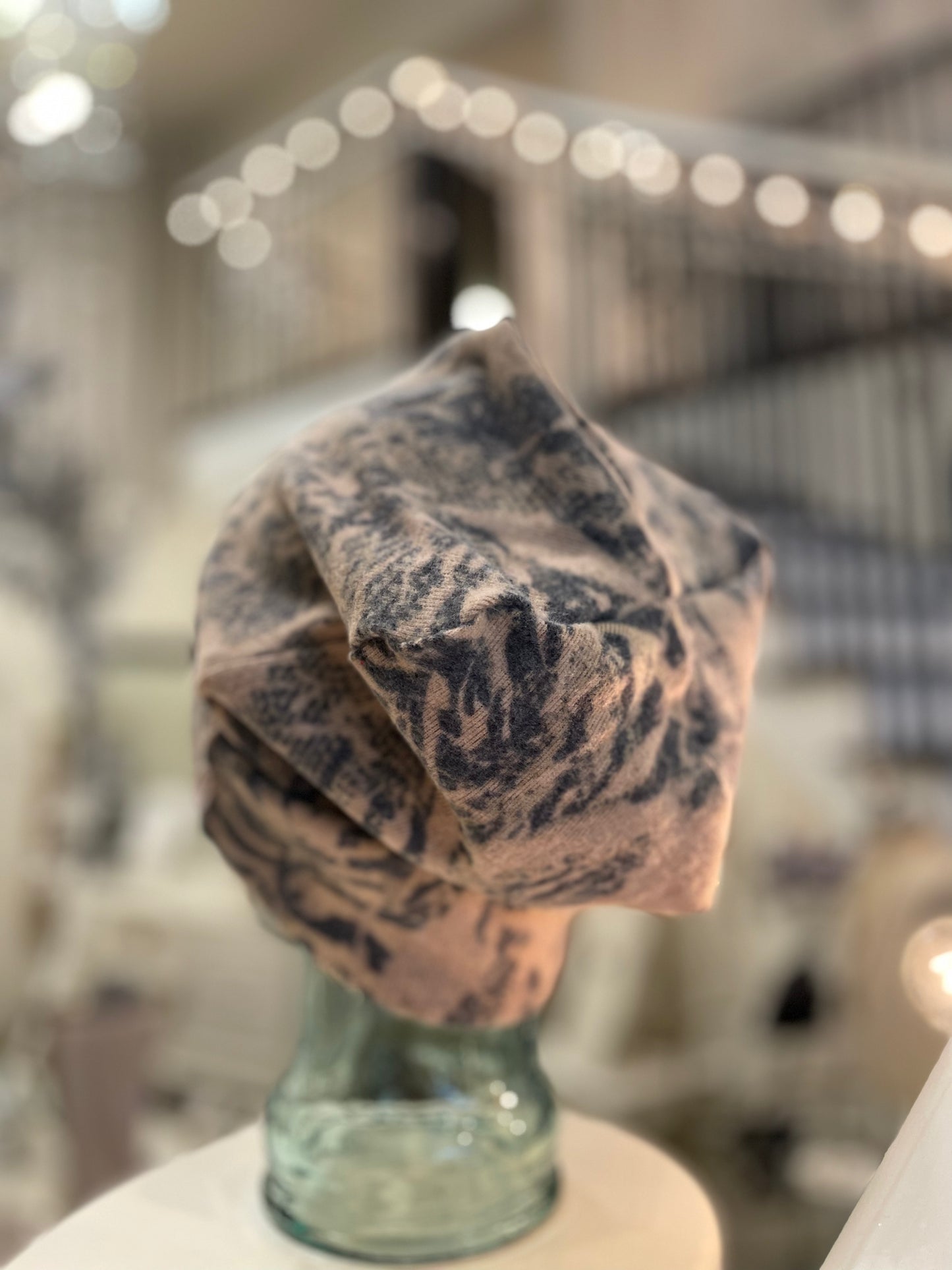 The Zahra Beanie: Serpentine