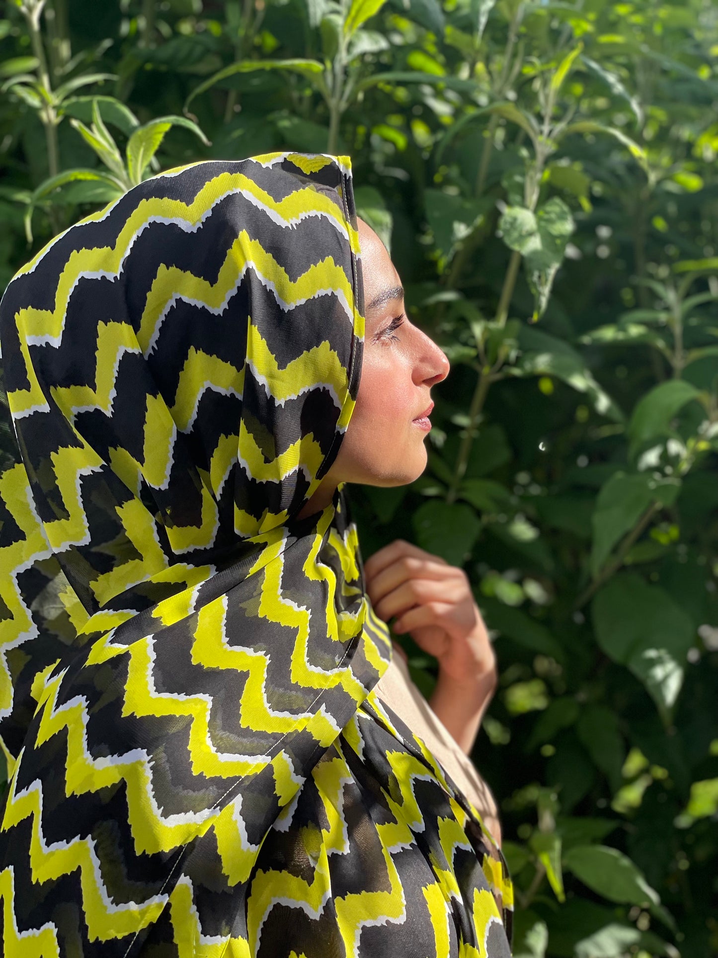 Limited Edition Chiffon Hijab: Lemon Zest Zigzag