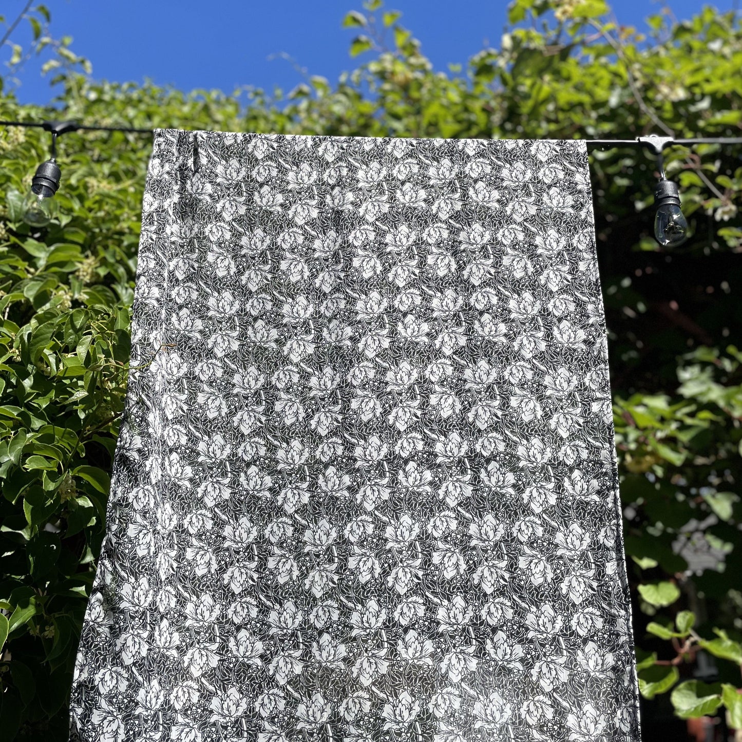 Limited Edition Crinkle Chiffon Hijab: Secret Garden