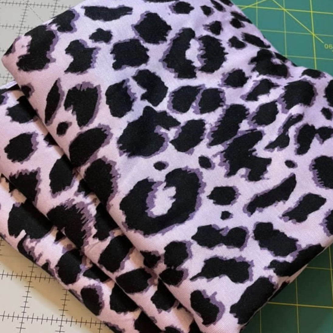 Printed Jersey Hijab: Wild Orchid Leopard