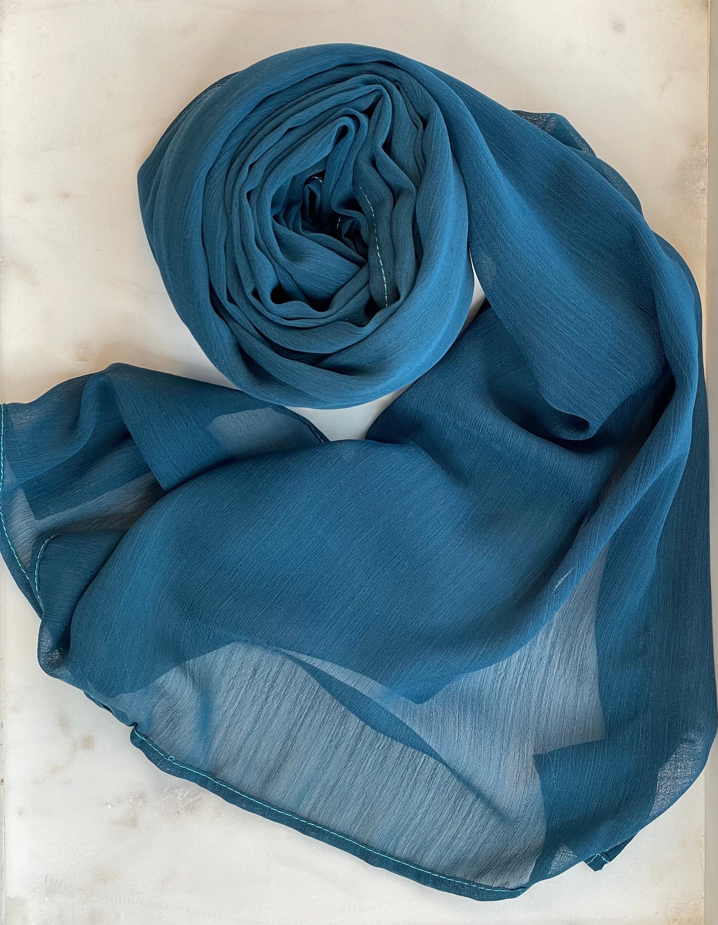 Crinkle Chiffon Hijab: Peacock