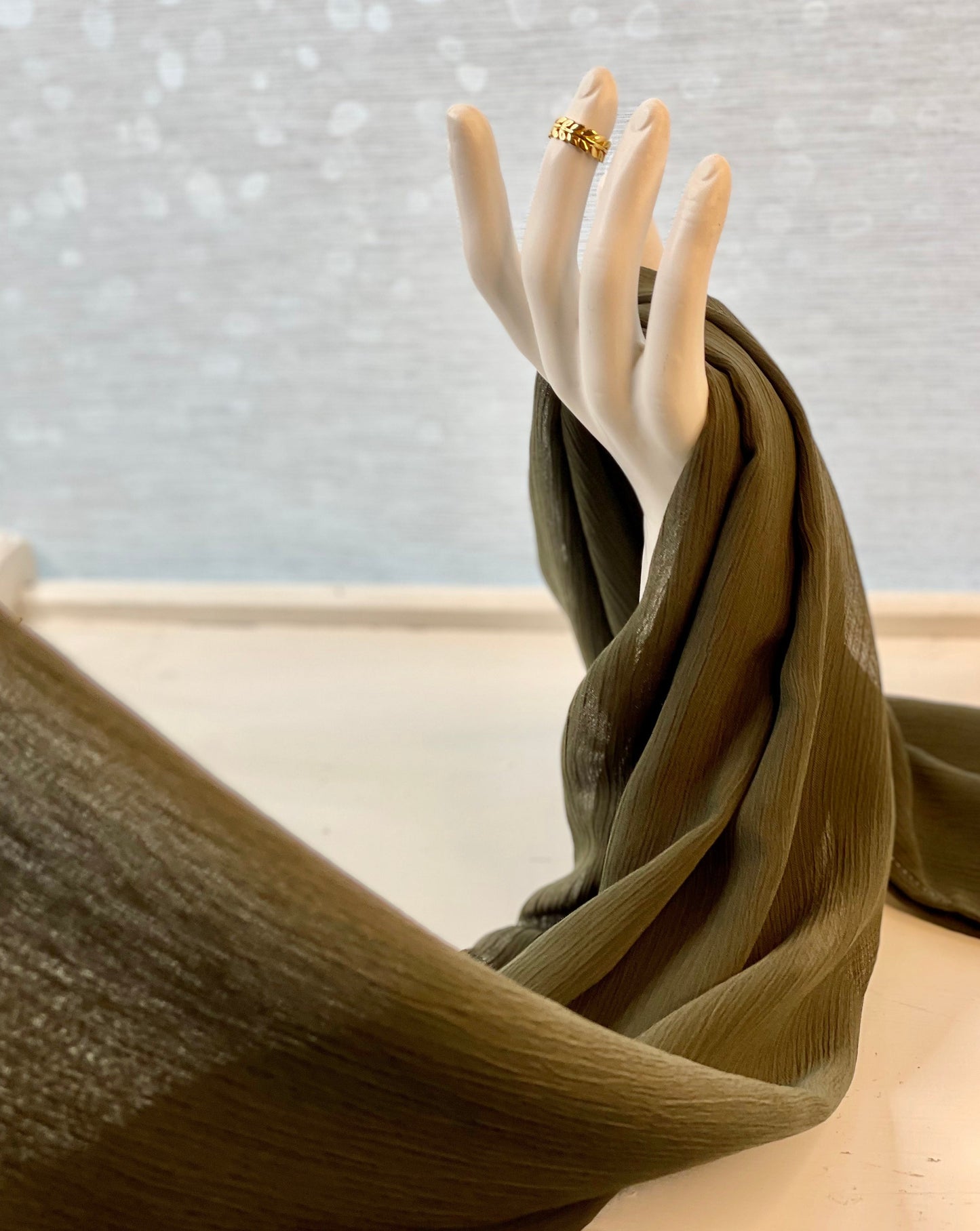 Crinkle Chiffon Hijab: Zaytun Baladi