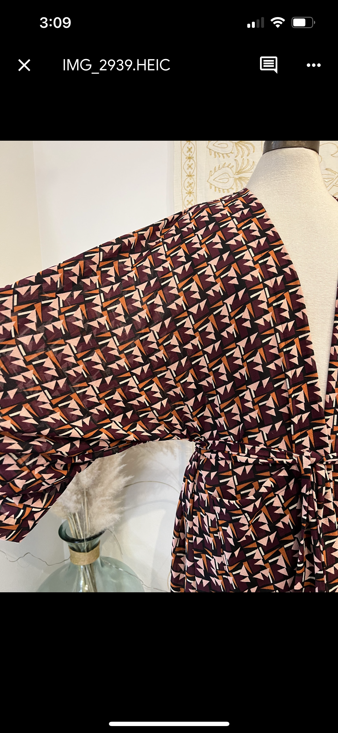 Signature MC Kimono: Geometric Bordeaux
