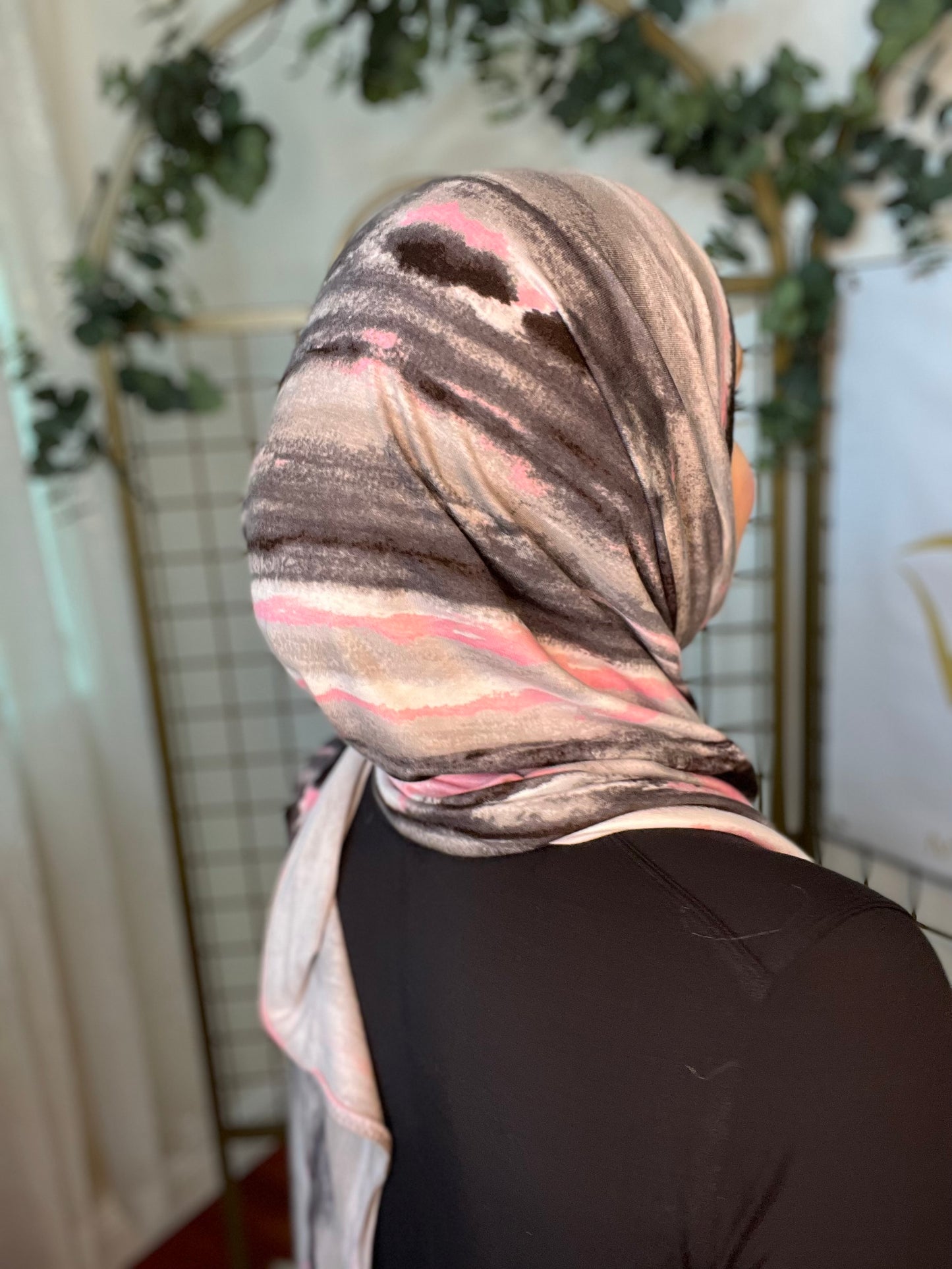 Printed Jersey Hijab: Quartz Crystal Magia
