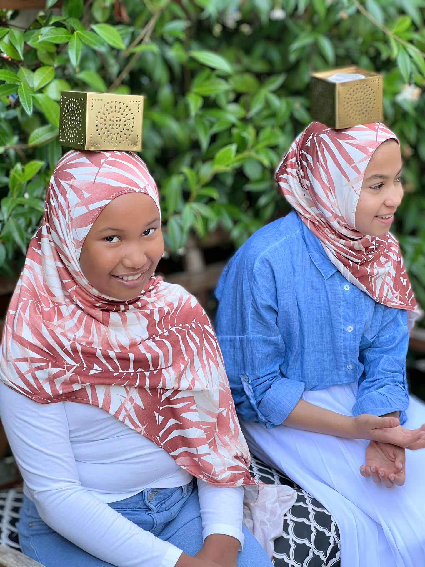Printed Jersey Hijab: Rustic Peachy Palms
