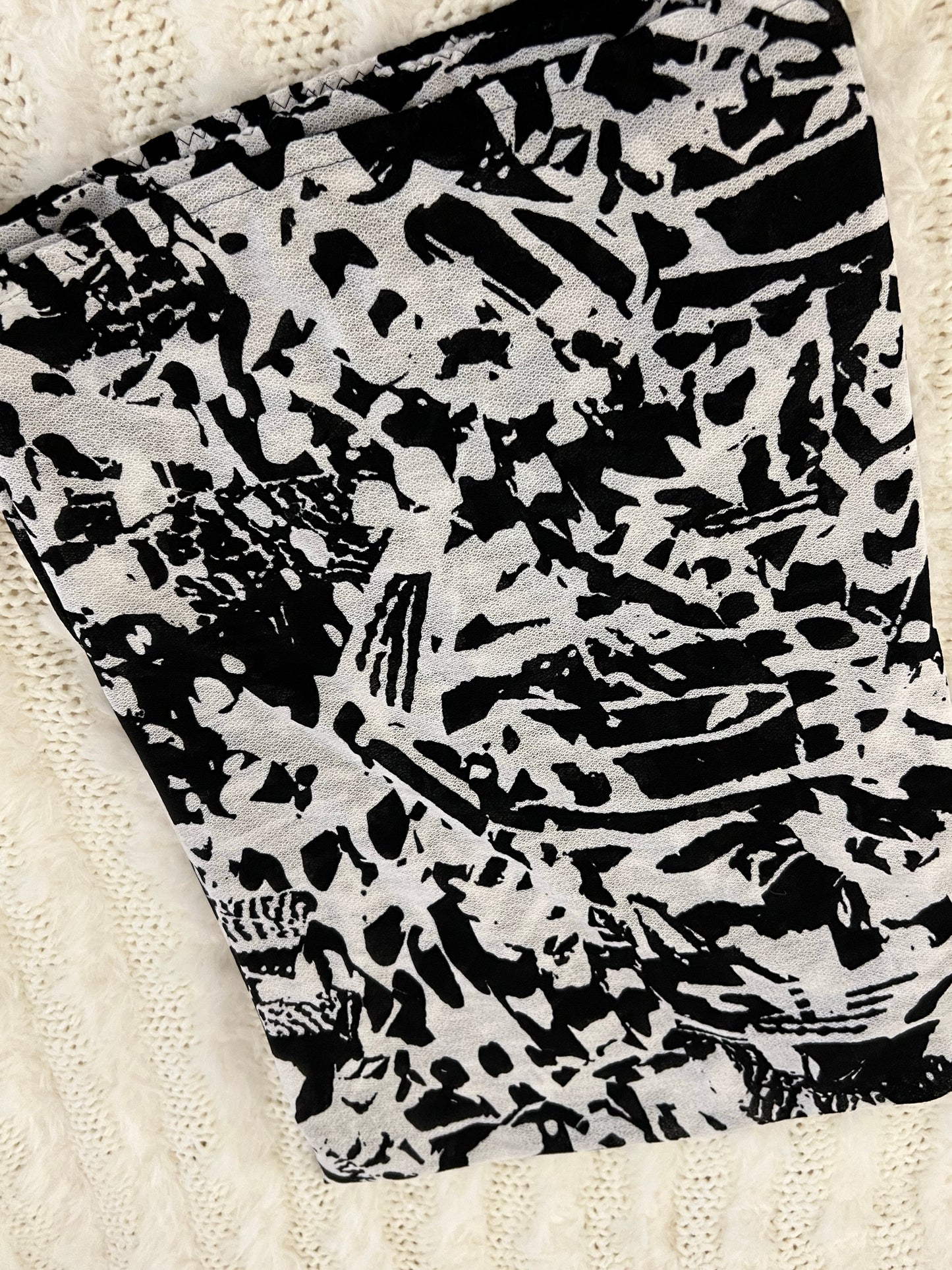 Printed Crepe Jersey Hijab: London Calling