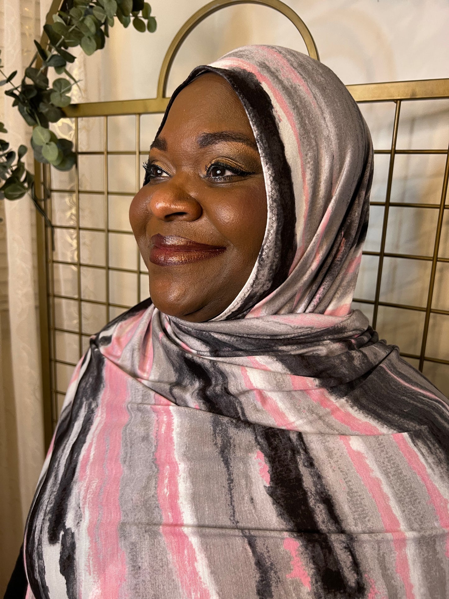 Printed Jersey Hijab: Quartz Crystal Magia