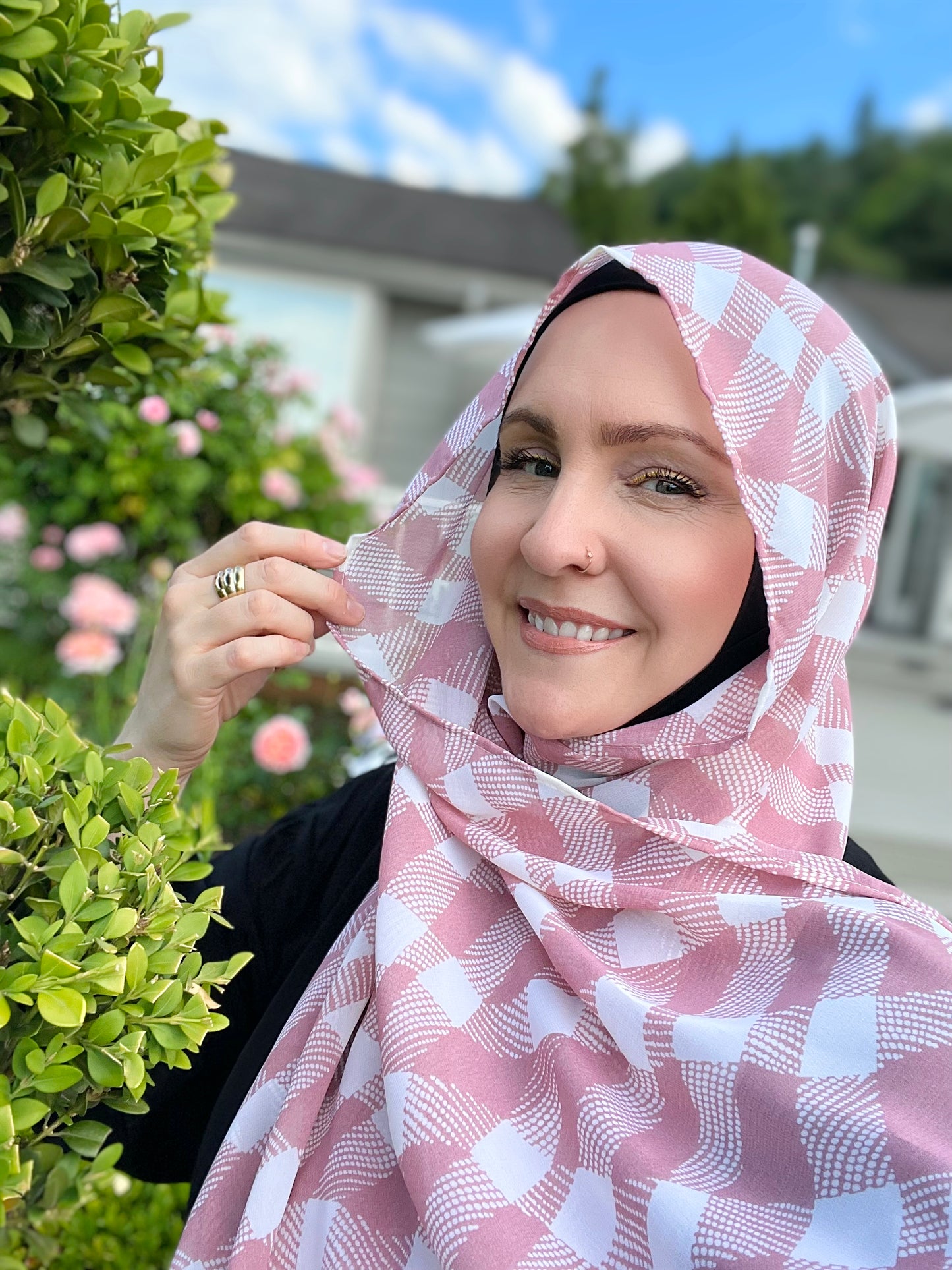Chiffon Hijab: Blushed Checkers