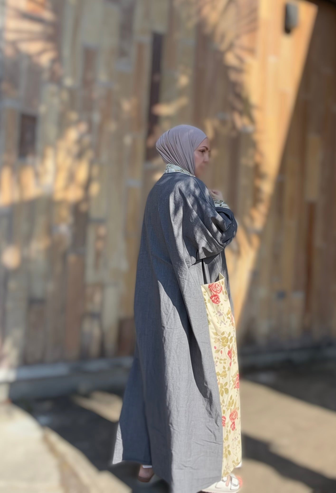 Pocket Anorak Abaya — Rosewood Utility