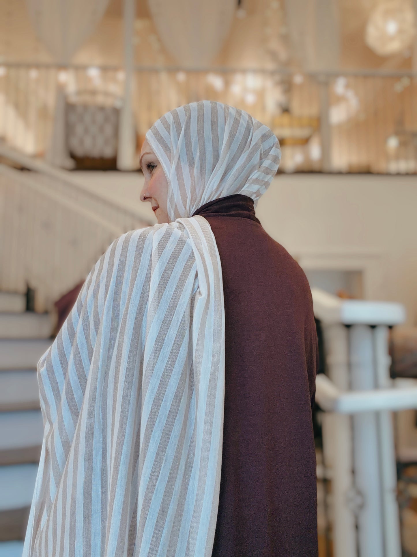 Metallic Tissue Jersey Hijab: Gilden Cream
